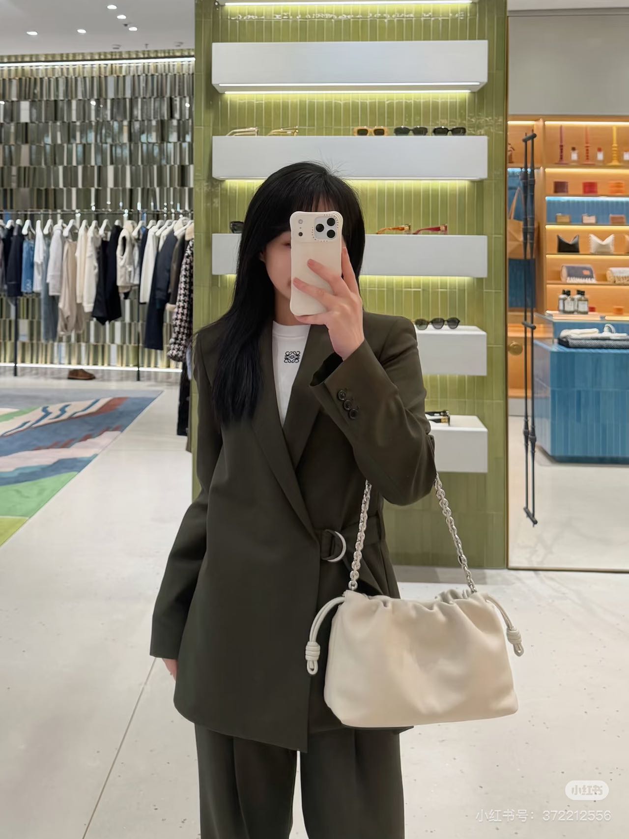 b23828a7cd9f3e2e44446b0d9a3e0f8d_1763826255_4744.jpg b23828a7cd9f3e2e44446b0d9a3e0f8d_1763826255_4744.jpg