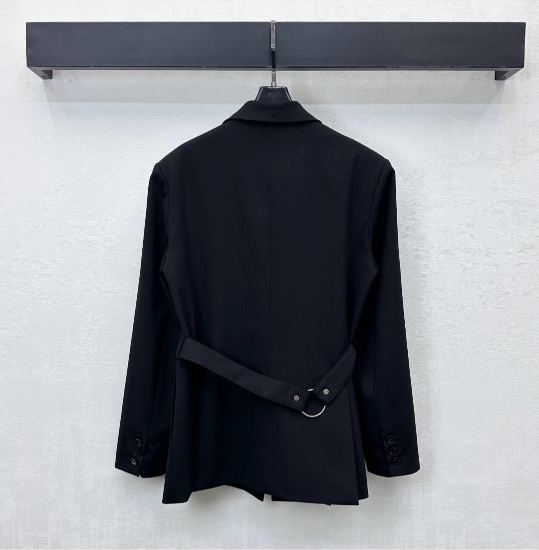 b23828a7cd9f3e2e44446b0d9a3e0f8d_1763826358_2445.jpg b23828a7cd9f3e2e44446b0d9a3e0f8d_1763826358_2445_1763826679.jpg