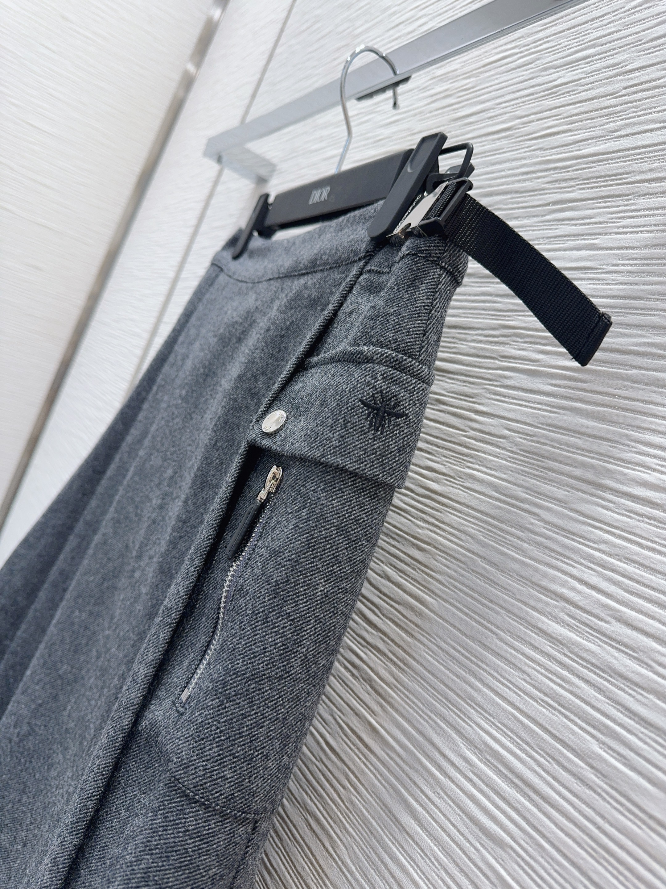 b23828a7cd9f3e2e44446b0d9a3e0f8d_1763827292_97.jpg b23828a7cd9f3e2e44446b0d9a3e0f8d_1763827292_97_1763827337.jpg