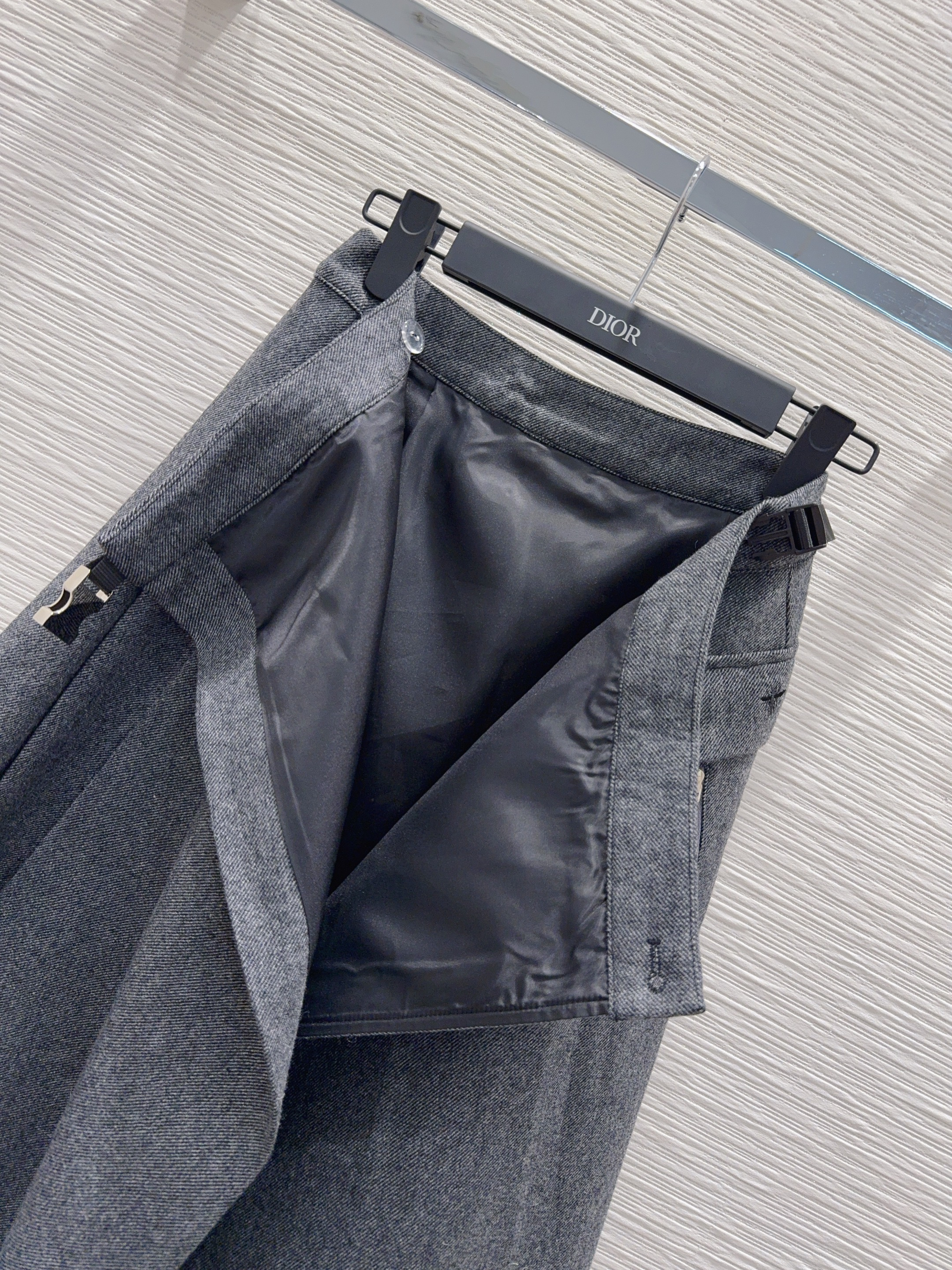 b23828a7cd9f3e2e44446b0d9a3e0f8d_1763827293_6808.jpg b23828a7cd9f3e2e44446b0d9a3e0f8d_1763827293_6808_1763827337.jpg