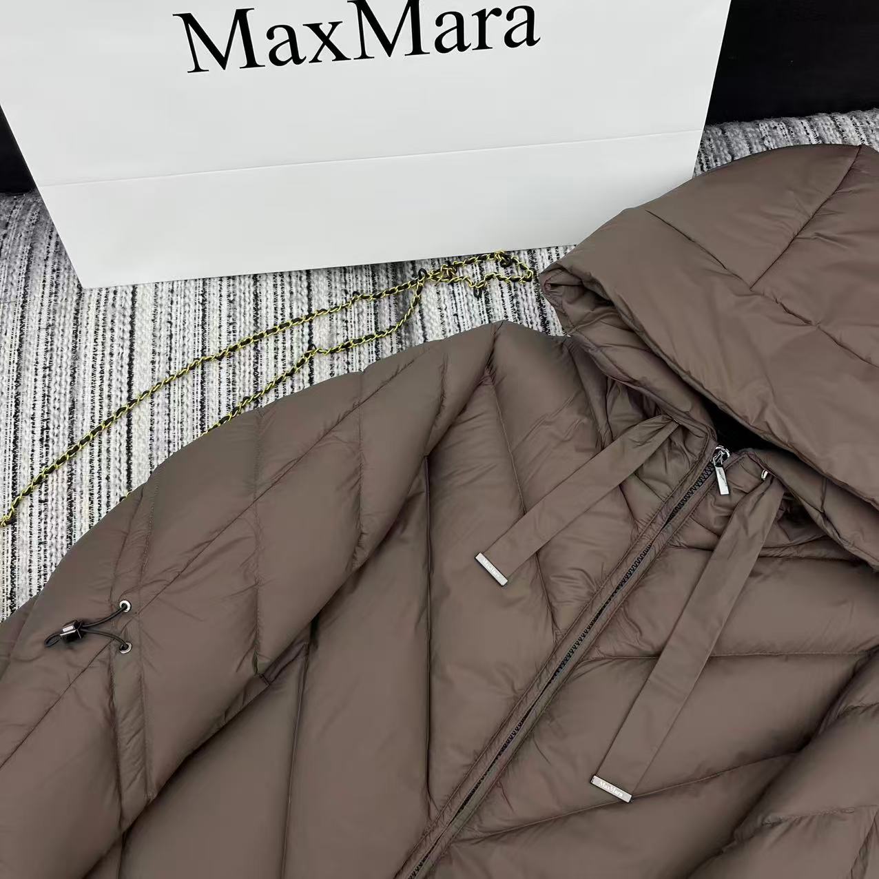 b23828a7cd9f3e2e44446b0d9a3e0f8d_1763827679_4716.jpg b23828a7cd9f3e2e44446b0d9a3e0f8d_1763827679_4716_1763827703.jpg