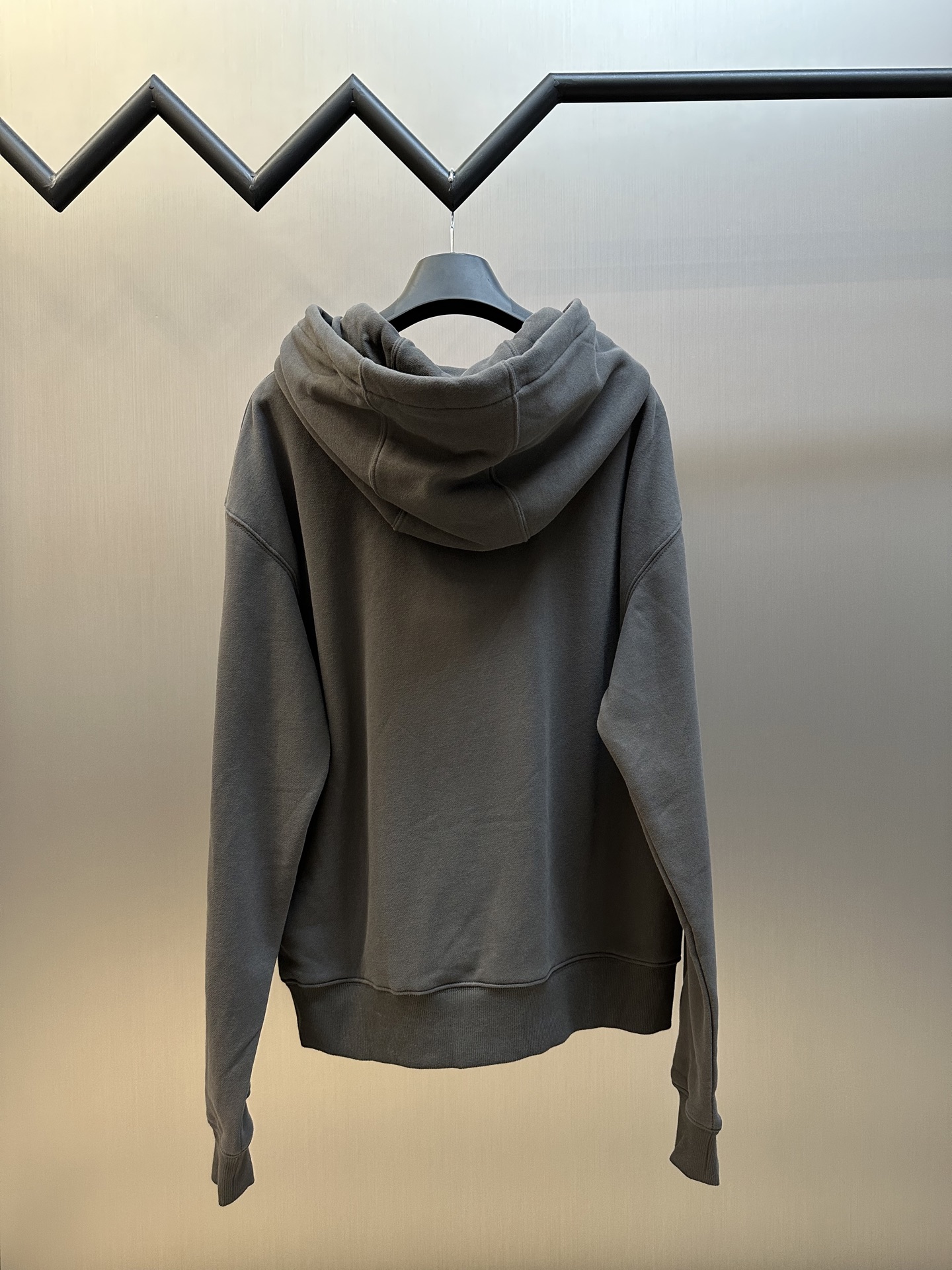 b23828a7cd9f3e2e44446b0d9a3e0f8d_1763828922_7203.jpg b23828a7cd9f3e2e44446b0d9a3e0f8d_1763828922_7203.jpg