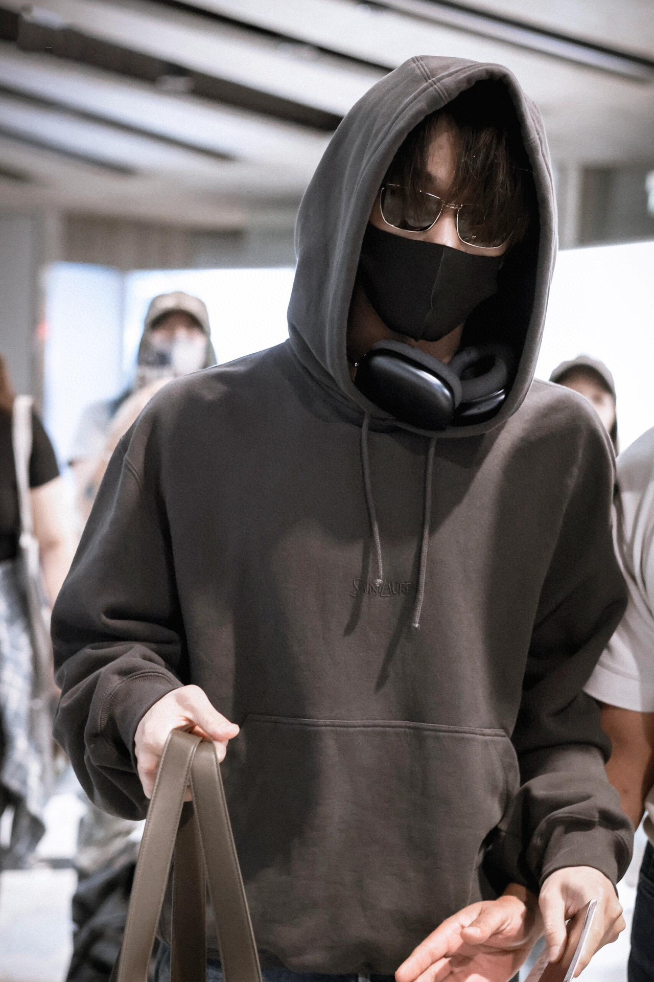 b23828a7cd9f3e2e44446b0d9a3e0f8d_1763828925_8937.jpg b23828a7cd9f3e2e44446b0d9a3e0f8d_1763828925_8937.jpg