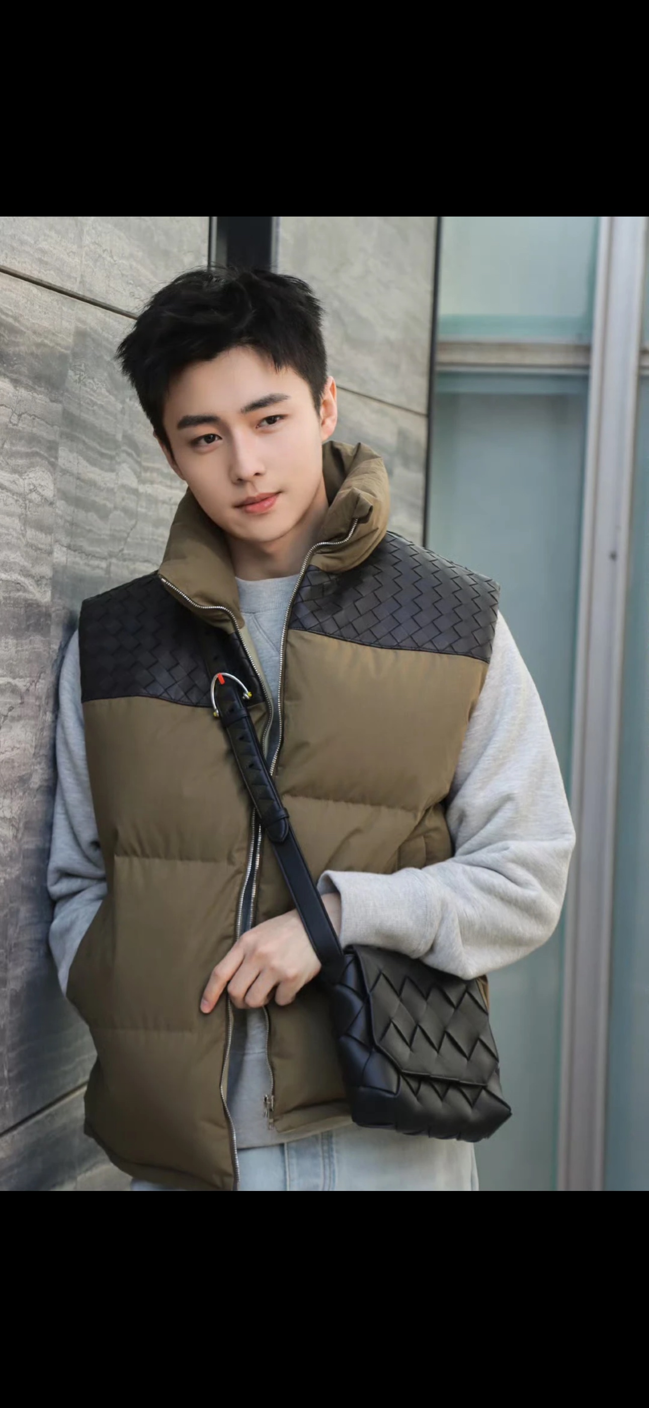 c8f1c4f9347c14886846a580b952ae15_1762431384_5507.jpg c8f1c4f9347c14886846a580b952ae15_1762431384_5507_1762431553.jpg