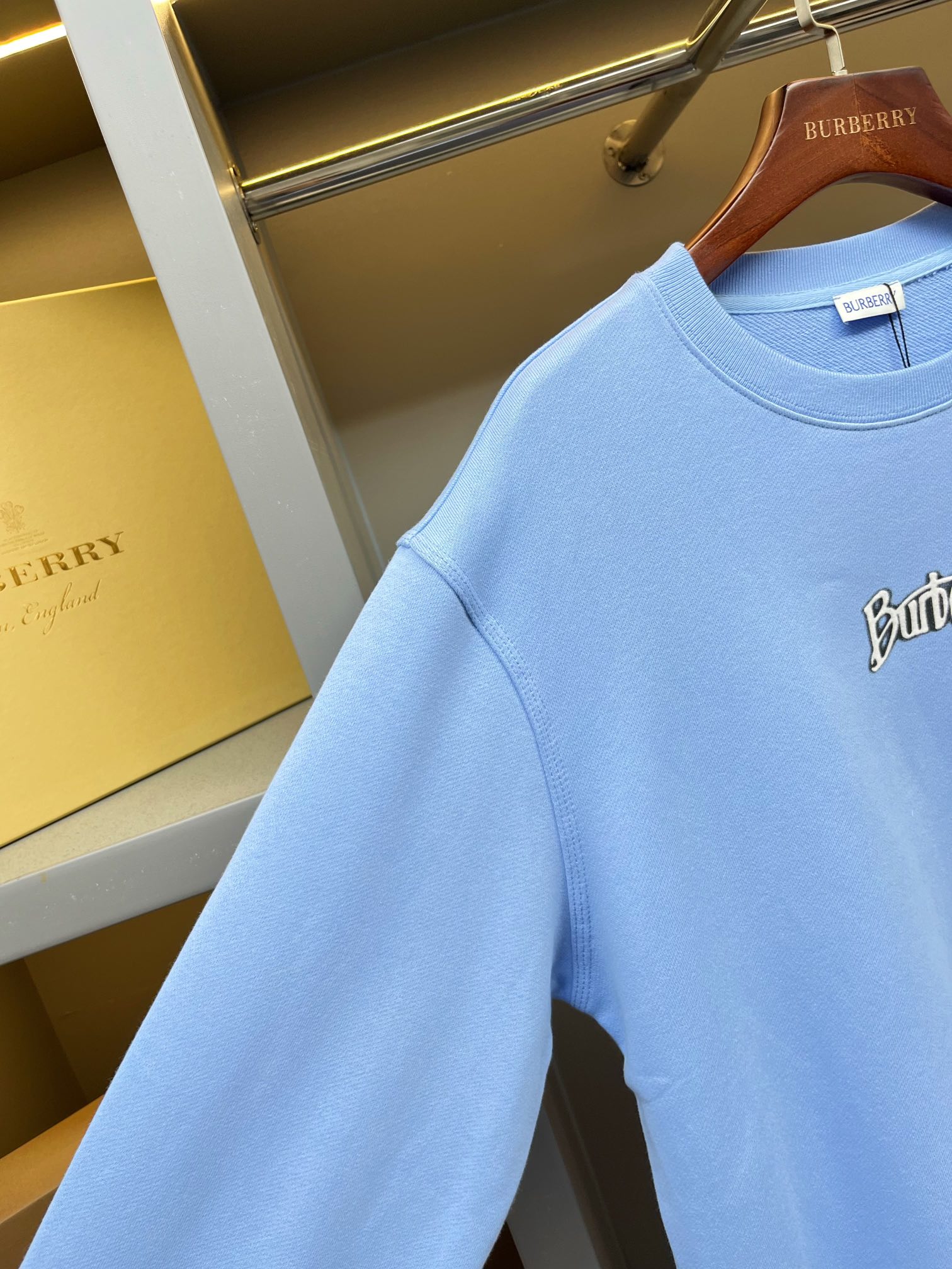 c8f1c4f9347c14886846a580b952ae15_1762438744_7029.jpg c8f1c4f9347c14886846a580b952ae15_1762438744_7029_1762438775.jpg