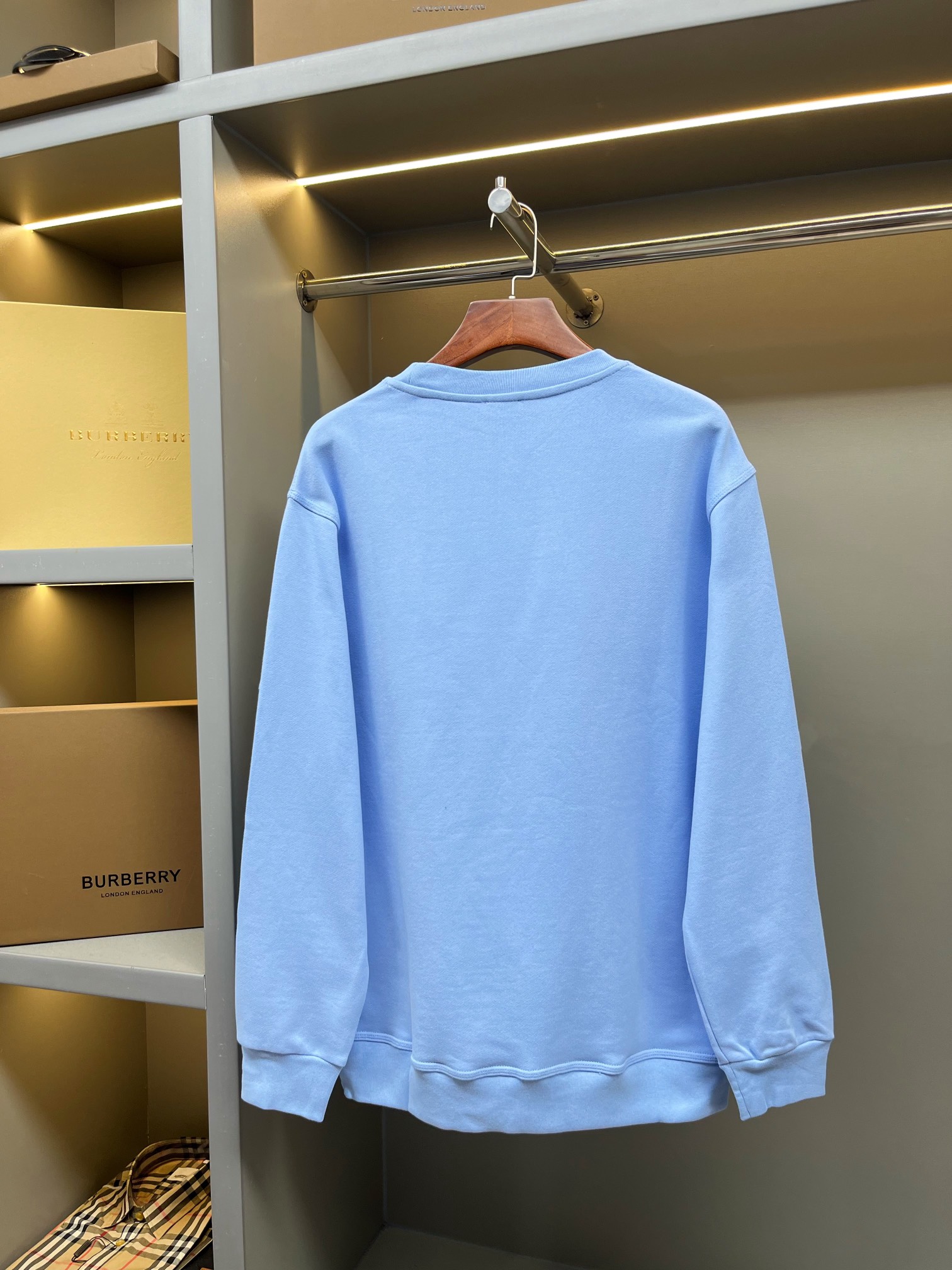 c8f1c4f9347c14886846a580b952ae15_1762438744_8359.jpg c8f1c4f9347c14886846a580b952ae15_1762438744_8359_1762438775.jpg