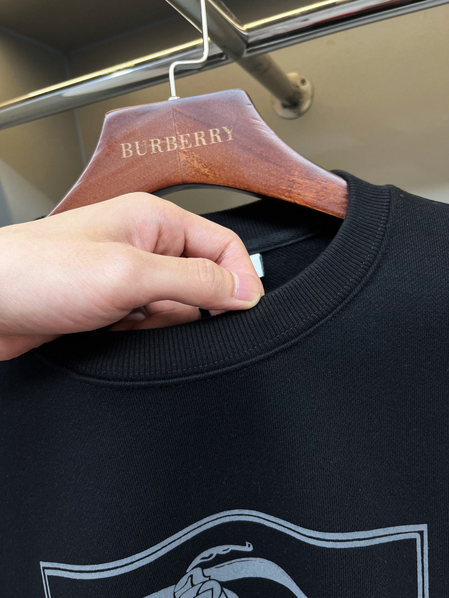 c8f1c4f9347c14886846a580b952ae15_1762439351_2219.jpg c8f1c4f9347c14886846a580b952ae15_1762439351_2219_1762569225.jpg