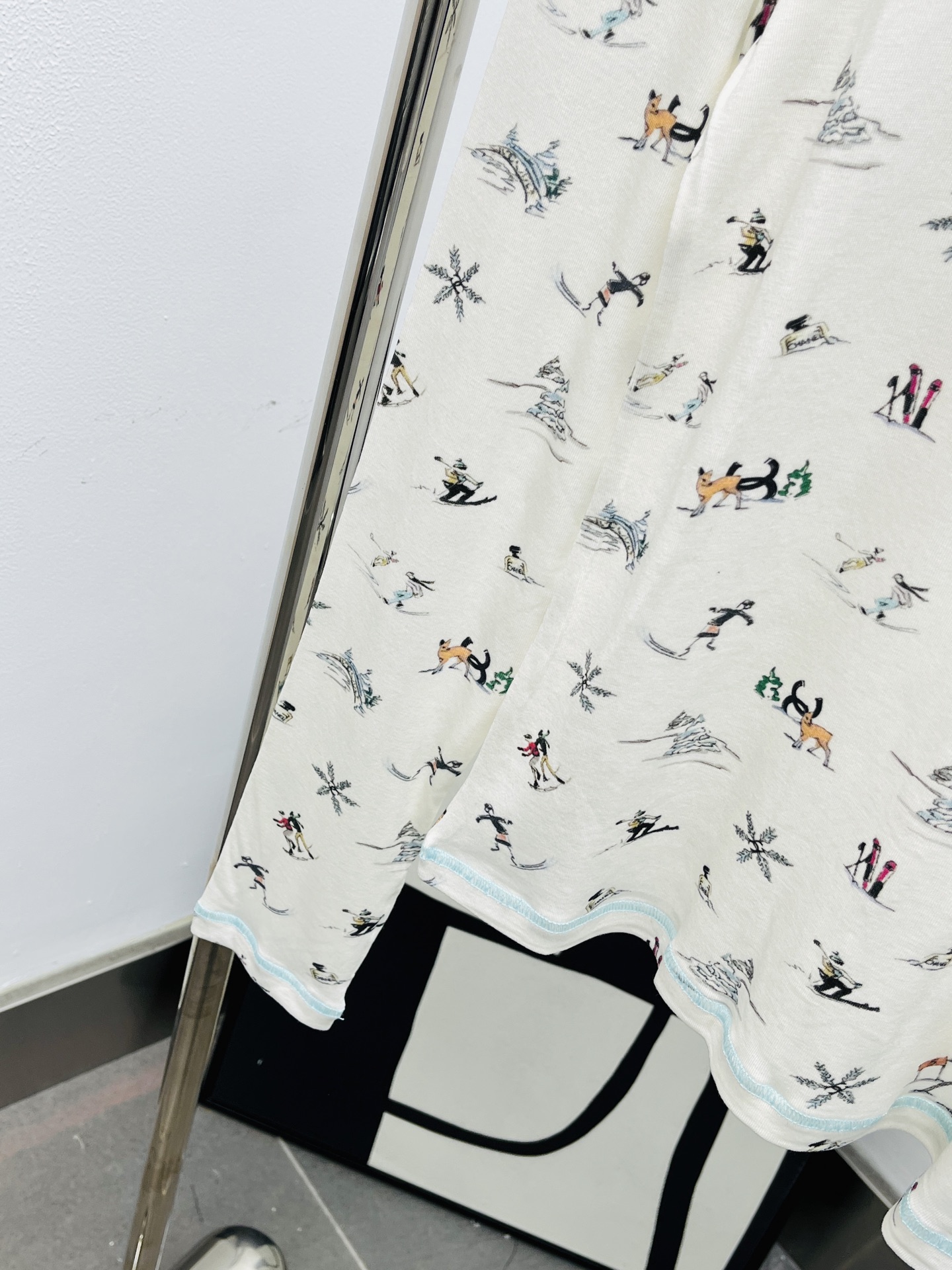 e0d0f53fb2316e0fc4e718a75ce4f639_1762052562_9041.jpg e0d0f53fb2316e0fc4e718a75ce4f639_1762052562_9041_1762053537.jpg