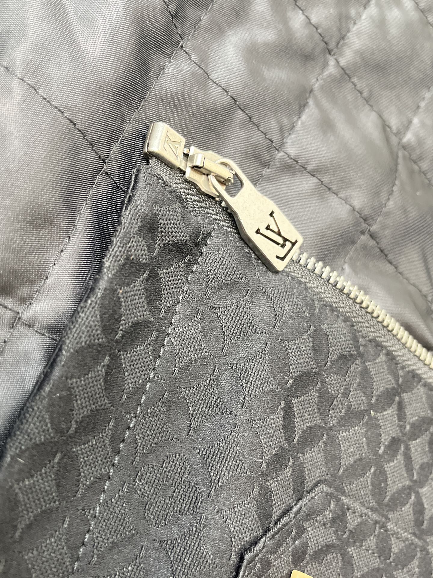 e0d0f53fb2316e0fc4e718a75ce4f639_1762065694_0714.jpg e0d0f53fb2316e0fc4e718a75ce4f639_1762065694_0714.jpg