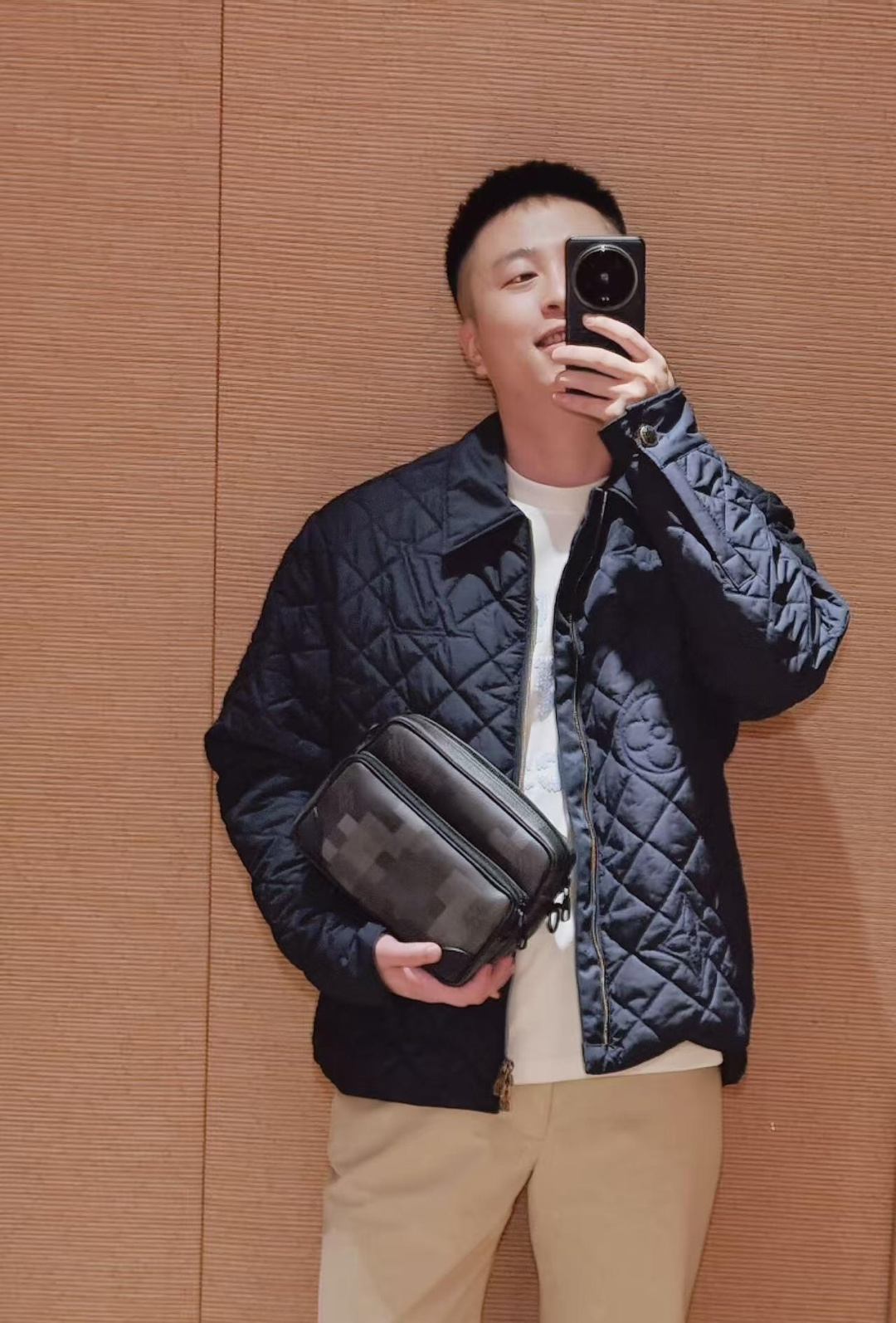 e9d04f8dd8bcbb58ae65f001e982226b_1762790039_545.jpg e9d04f8dd8bcbb58ae65f001e982226b_1762790039_545_1762790237.jpg