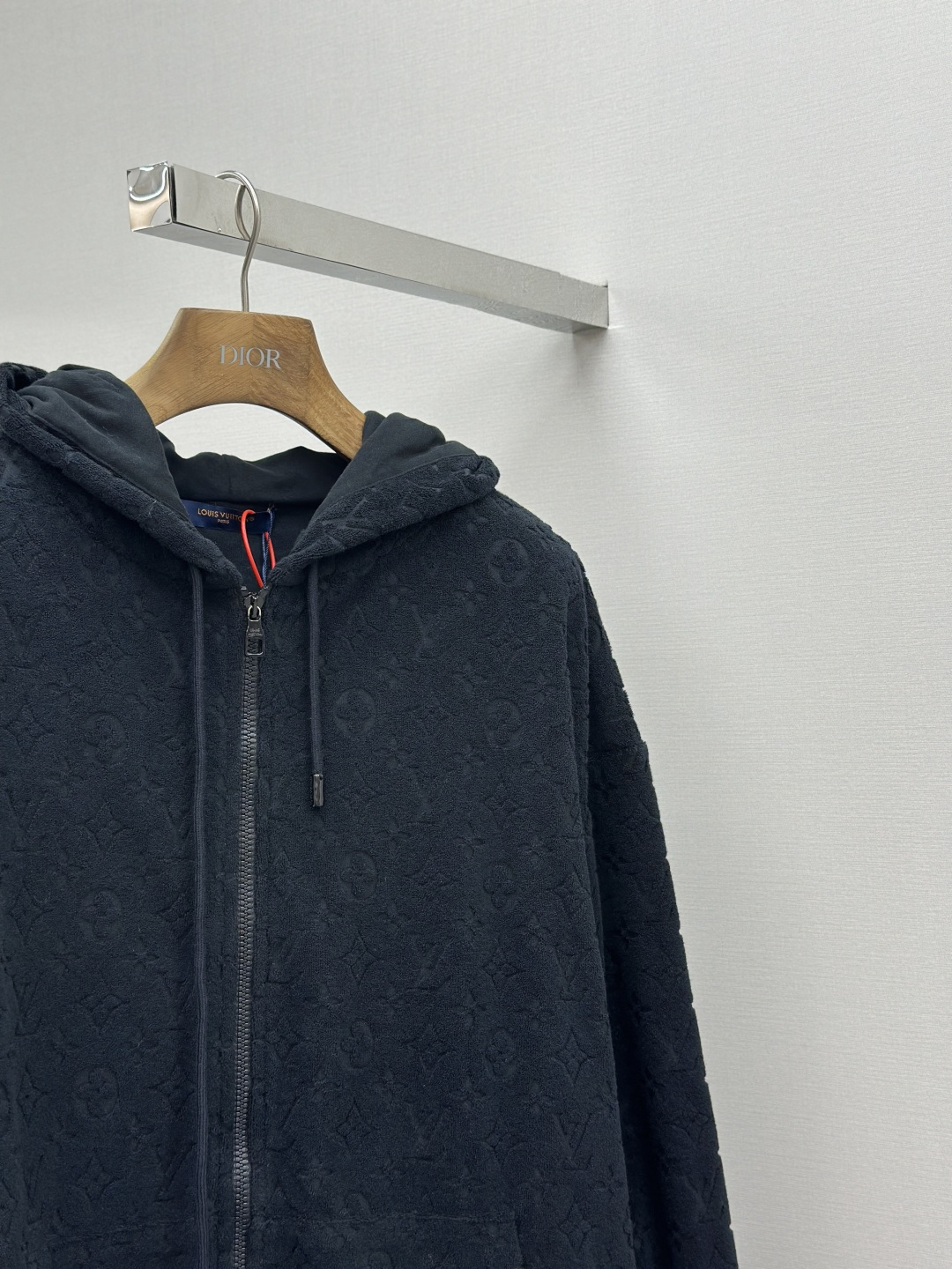 e9d04f8dd8bcbb58ae65f001e982226b_1762791547_5688.jpg e9d04f8dd8bcbb58ae65f001e982226b_1762791547_5688.jpg