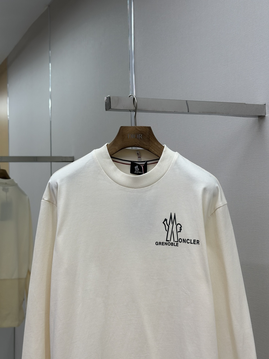 e9d04f8dd8bcbb58ae65f001e982226b_1762793675_0133.jpg e9d04f8dd8bcbb58ae65f001e982226b_1762793675_0133.jpg