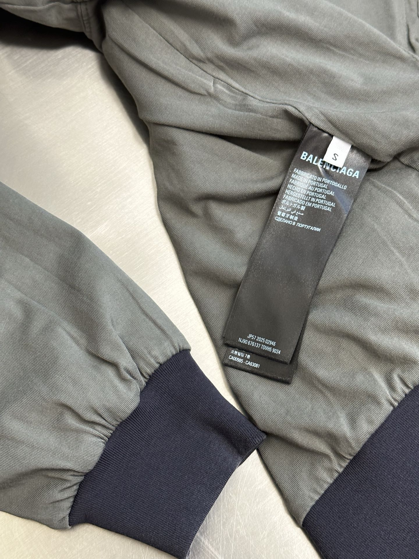 f75b45f8bd92ea7f1c172b3be24edf05_1763875160_2158.jpg f75b45f8bd92ea7f1c172b3be24edf05_1763875160_2158.jpg