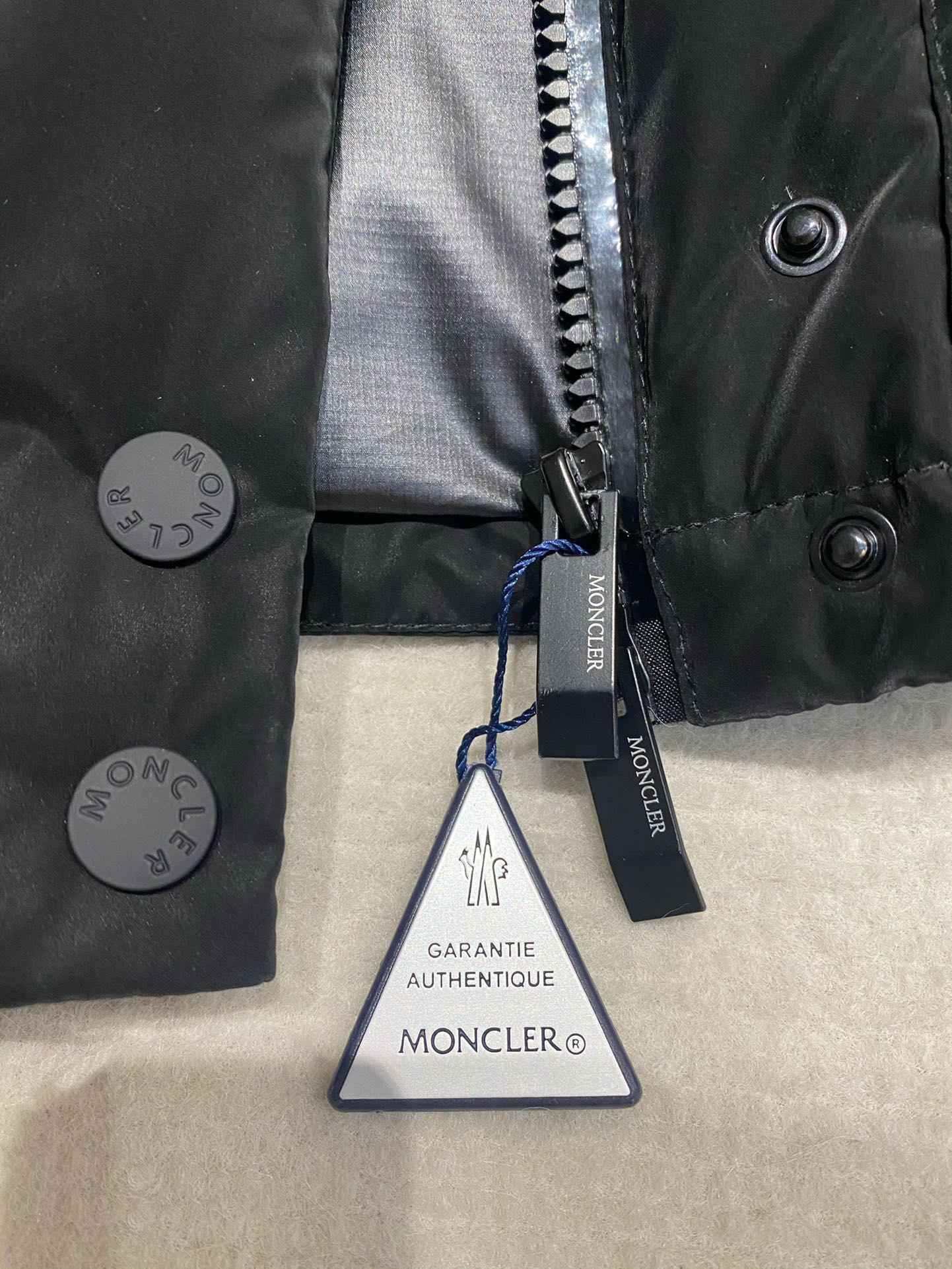 f75b45f8bd92ea7f1c172b3be24edf05_1763899427_1423.jpg f75b45f8bd92ea7f1c172b3be24edf05_1763899427_1423_1763902434.jpg