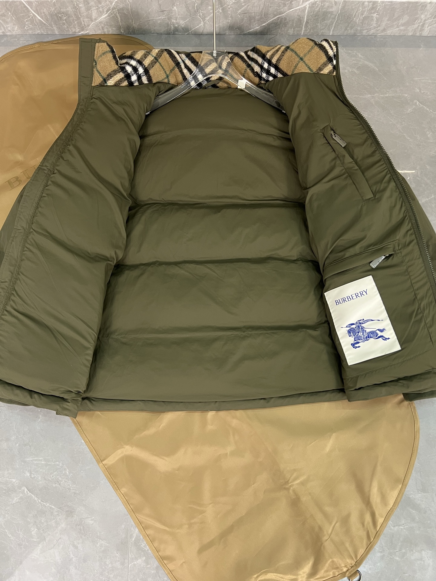 fbbf90f7b8b34fa9f8290f6fb0d9b8b2_1763939329_0439.jpg fbbf90f7b8b34fa9f8290f6fb0d9b8b2_1763939329_0439_1763939380.jpg