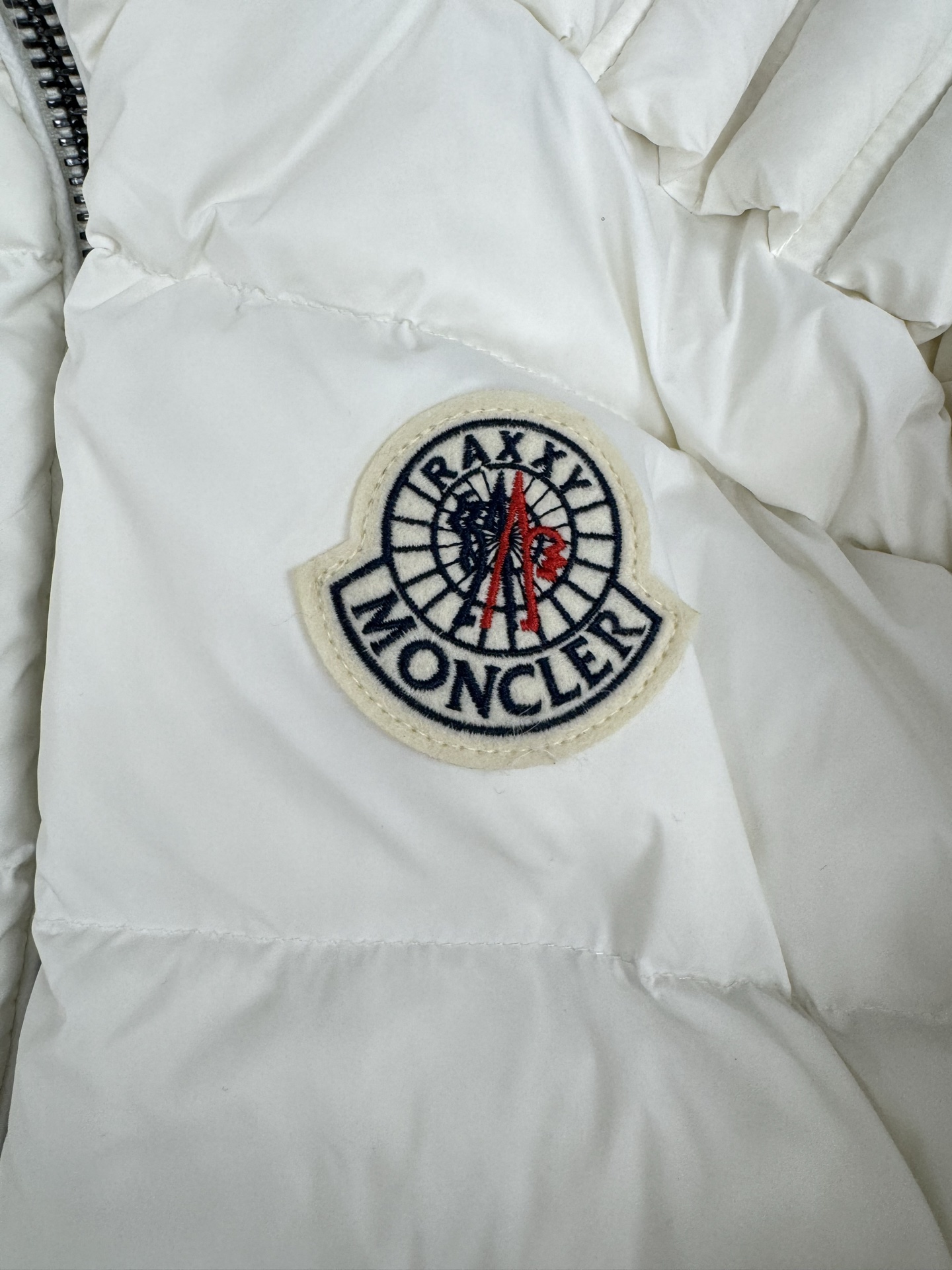 2b78f10493a9e246792fe5f773e1e68a_1764679447_2338.jpg 2b78f10493a9e246792fe5f773e1e68a_1764679447_2338_1764680302.jpg