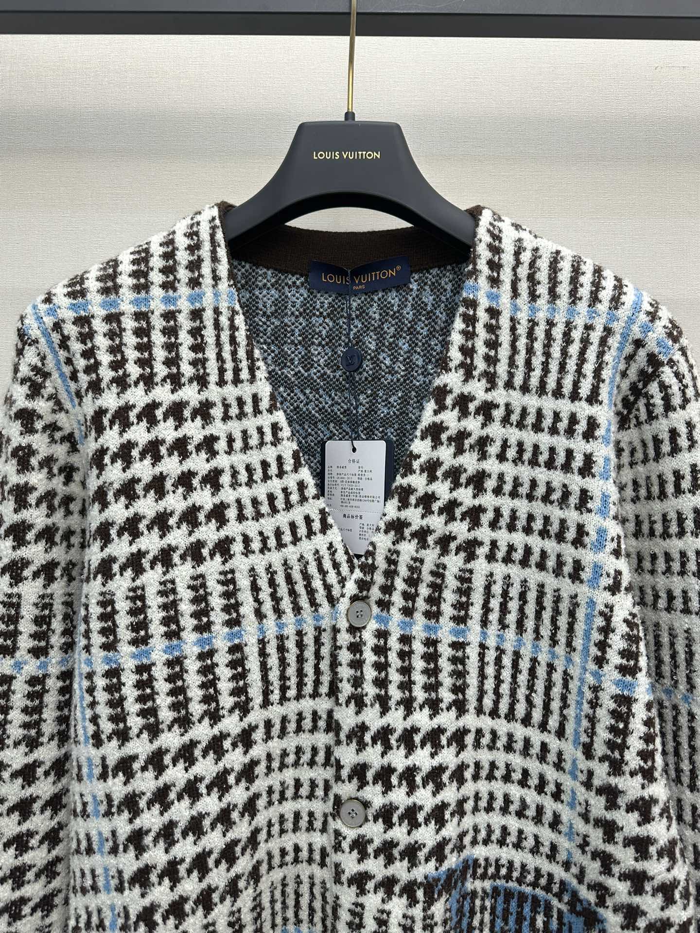 2b78f10493a9e246792fe5f773e1e68a_1764684436_0383.jpg 2b78f10493a9e246792fe5f773e1e68a_1764684436_0383_1764684813.jpg