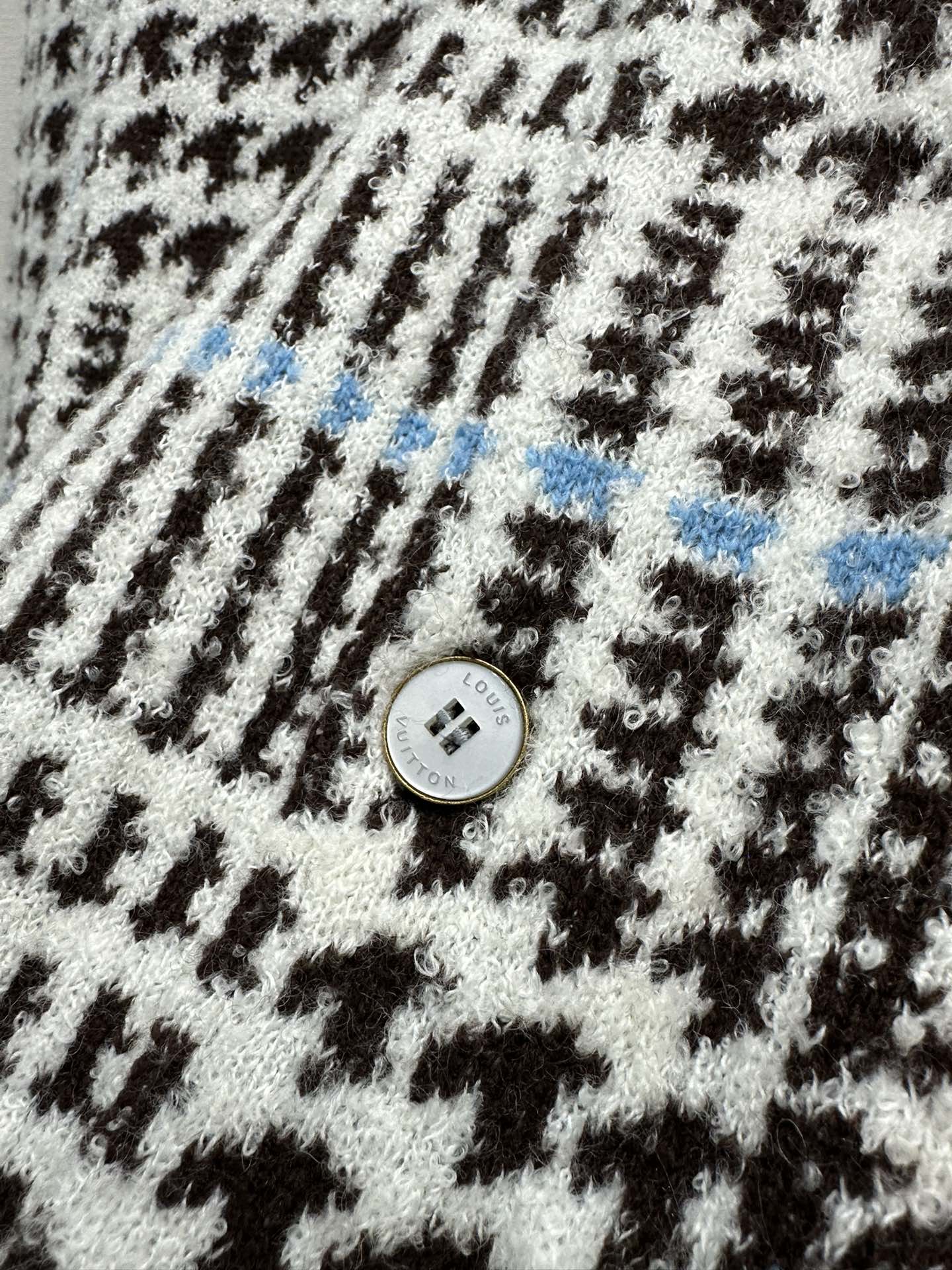 2b78f10493a9e246792fe5f773e1e68a_1764684436_7589.jpg 2b78f10493a9e246792fe5f773e1e68a_1764684436_7589_1764684813.jpg