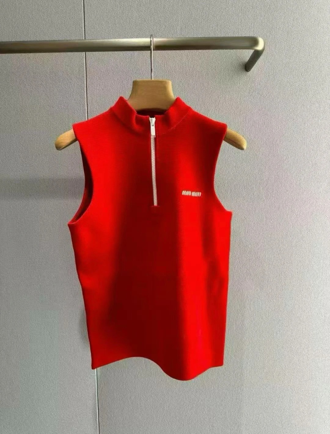 2b78f10493a9e246792fe5f773e1e68a_1764685339_5004.jpg 2b78f10493a9e246792fe5f773e1e68a_1764685339_5004_1764685414.jpg