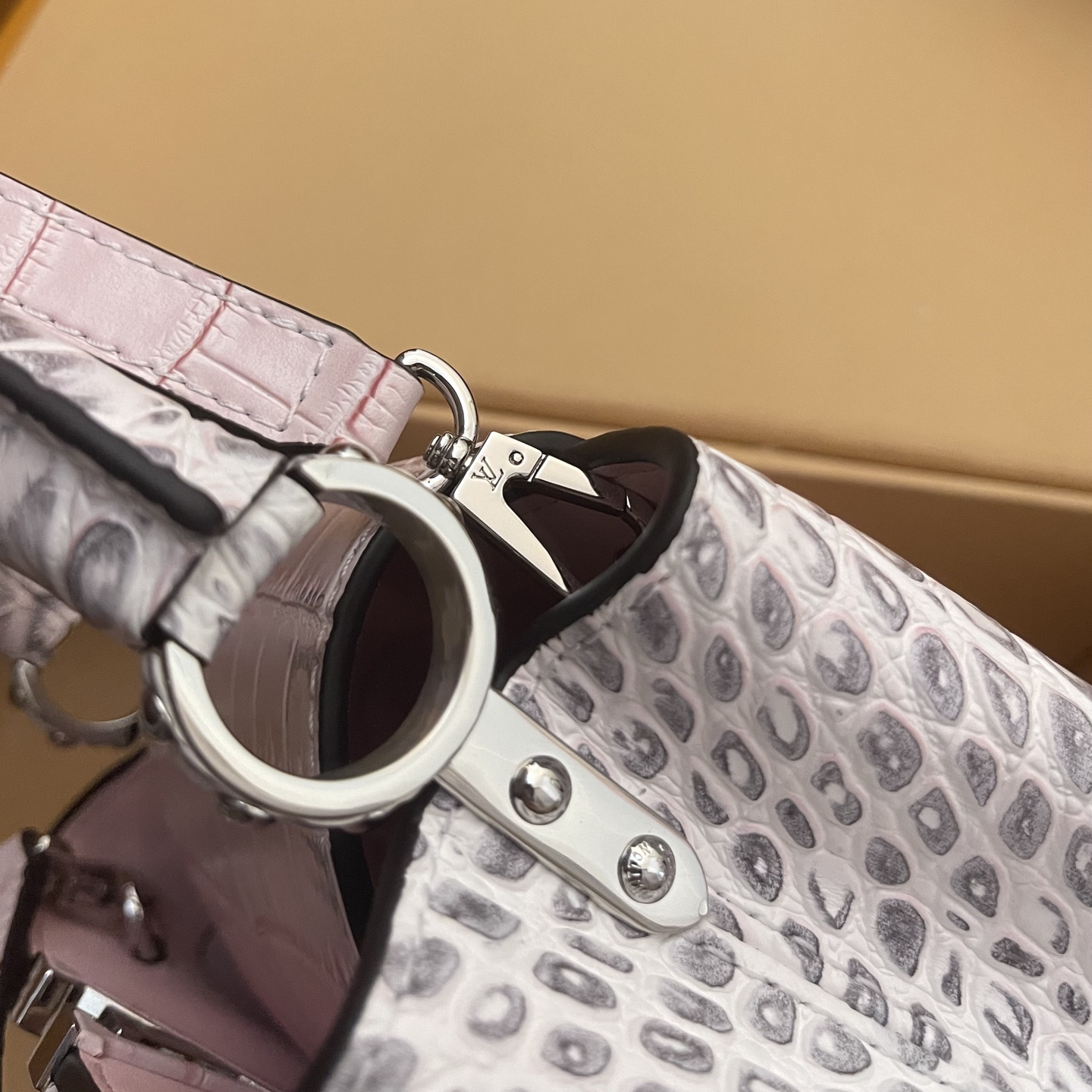 4772be64b448bbb8a7321faf54d24fb5_1764629215_9456.jpg 4772be64b448bbb8a7321faf54d24fb5_1764629215_9456_1764630004.jpg