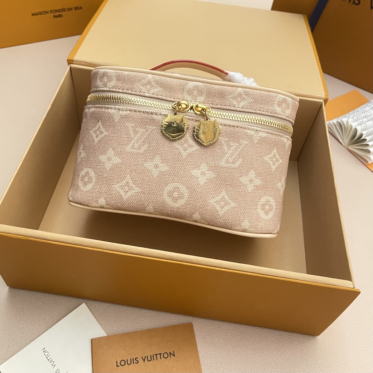 93d43e314fb672dd976f3a72bf97a49f_1764635360_7533.jpg 93d43e314fb672dd976f3a72bf97a49f_1764635360_7533_1764635572.jpg