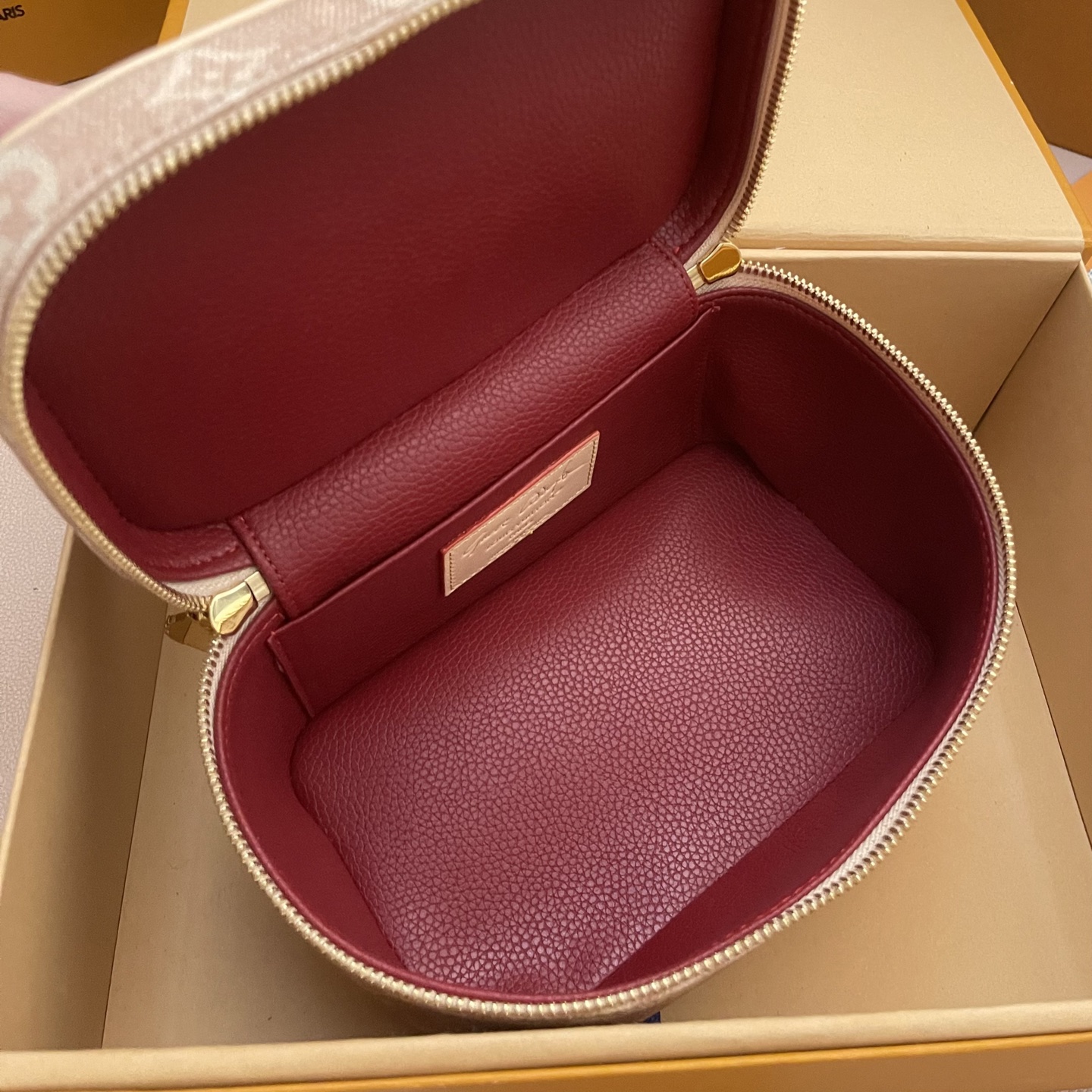 93d43e314fb672dd976f3a72bf97a49f_1764635361_5872.jpg 93d43e314fb672dd976f3a72bf97a49f_1764635361_5872_1764635572.jpg