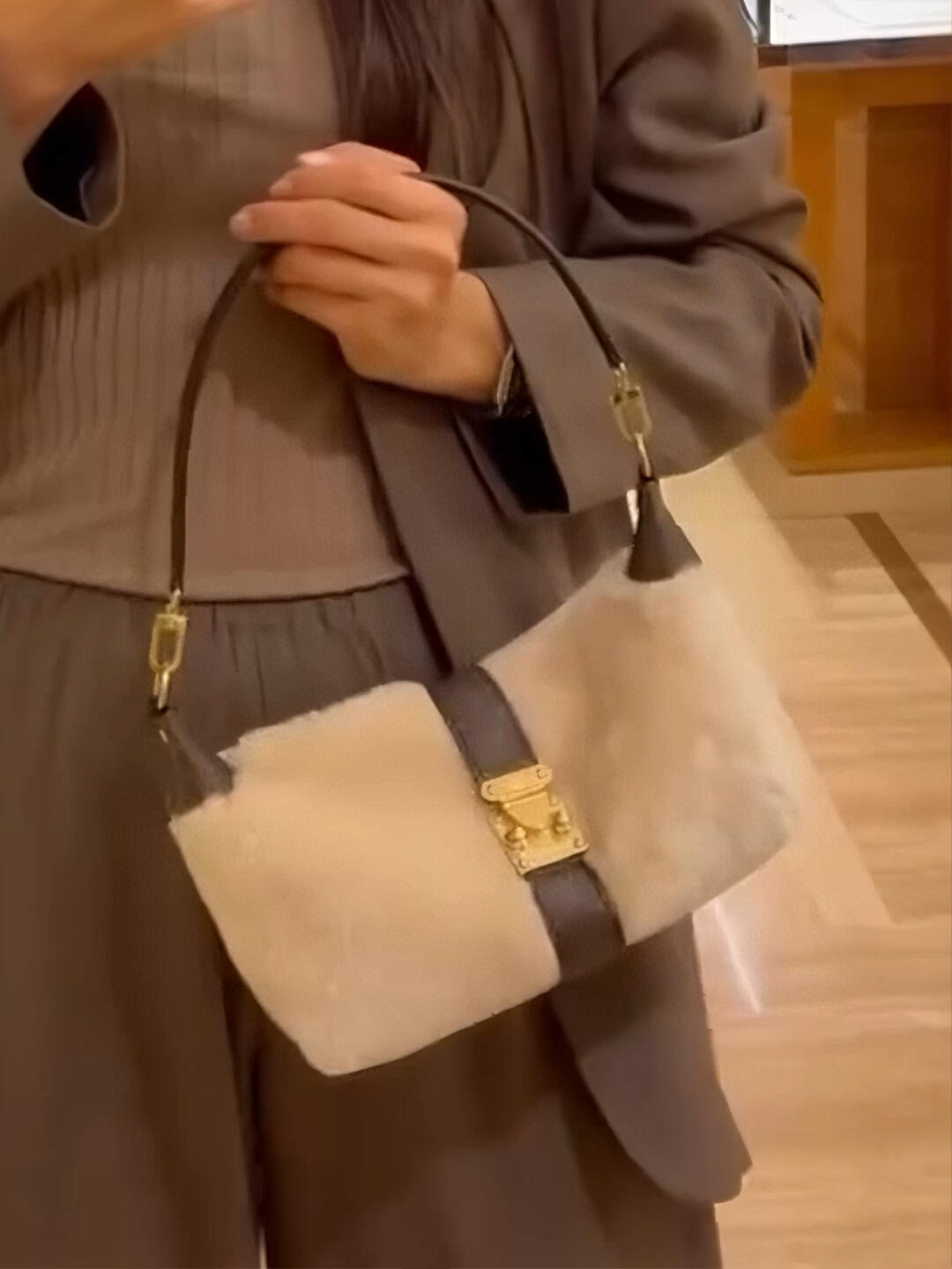 93d43e314fb672dd976f3a72bf97a49f_1764636177_7373.jpg 93d43e314fb672dd976f3a72bf97a49f_1764636177_7373_1764636279.jpg