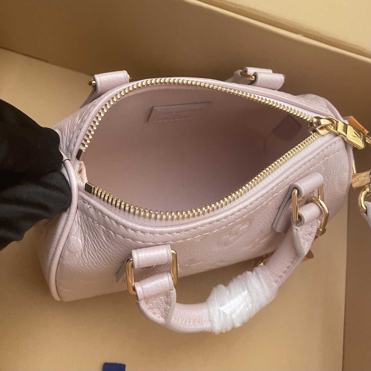 93d43e314fb672dd976f3a72bf97a49f_1764636676_8911.jpg 93d43e314fb672dd976f3a72bf97a49f_1764636676_8911_1764637732.jpg