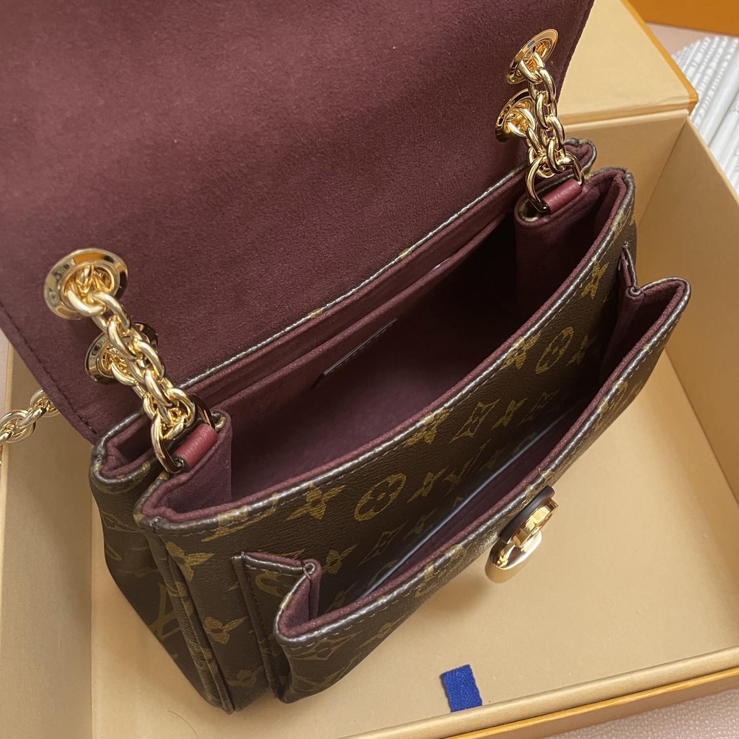 96eb16be869c5e1eab911c7ad8b886ce_1765090595_4879.jpg 96eb16be869c5e1eab911c7ad8b886ce_1765090595_4879.jpg