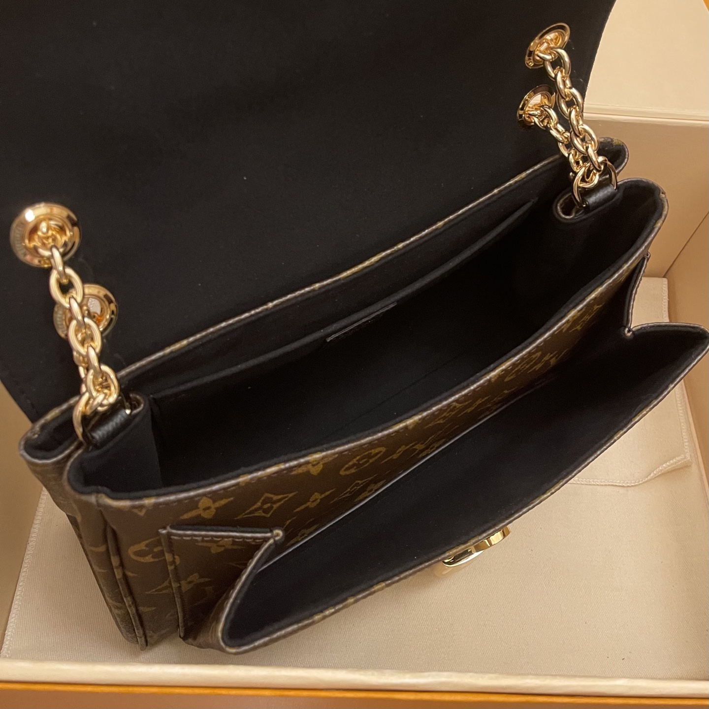 96eb16be869c5e1eab911c7ad8b886ce_1765091012_4227.jpg 96eb16be869c5e1eab911c7ad8b886ce_1765091012_4227_1765091223.jpg