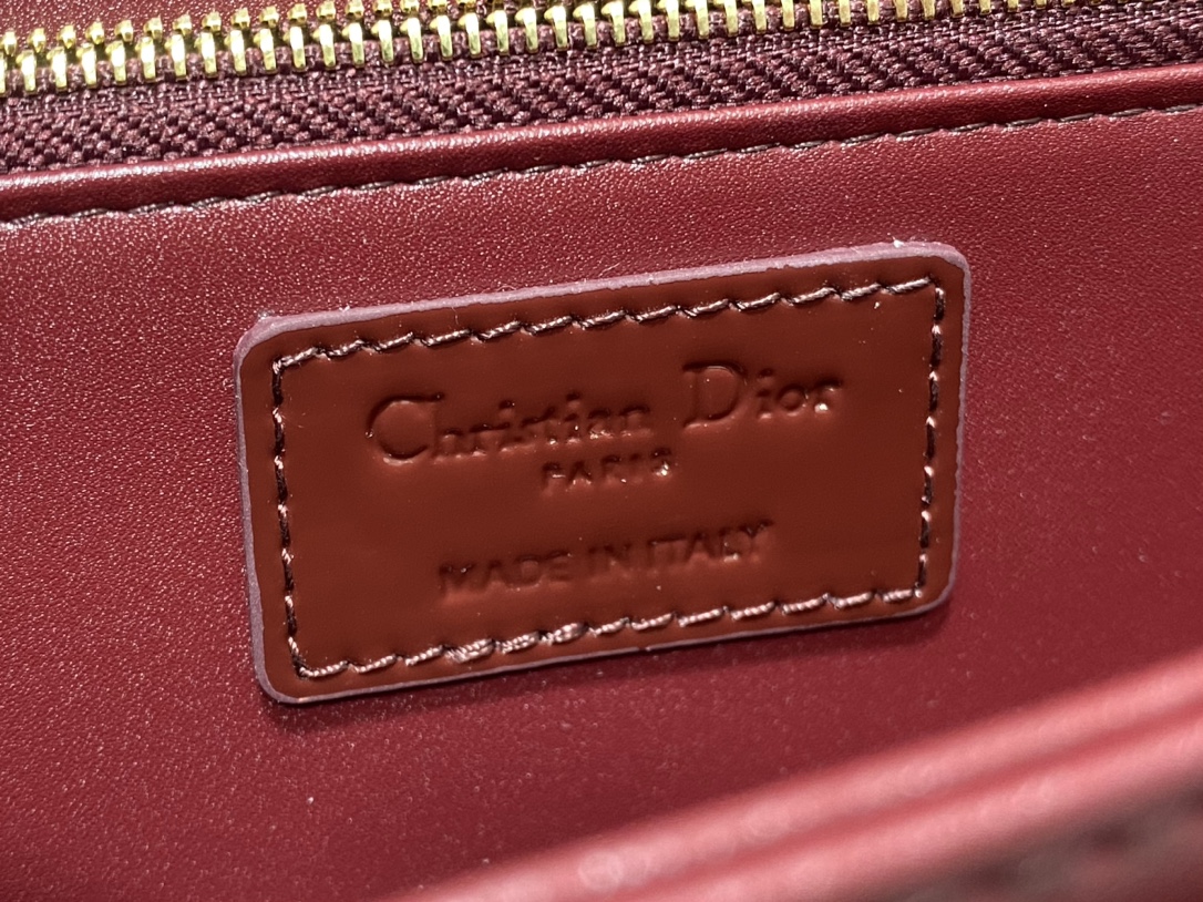 96eb16be869c5e1eab911c7ad8b886ce_1765096054_3291.jpg 96eb16be869c5e1eab911c7ad8b886ce_1765096054_3291_1765096090.jpg