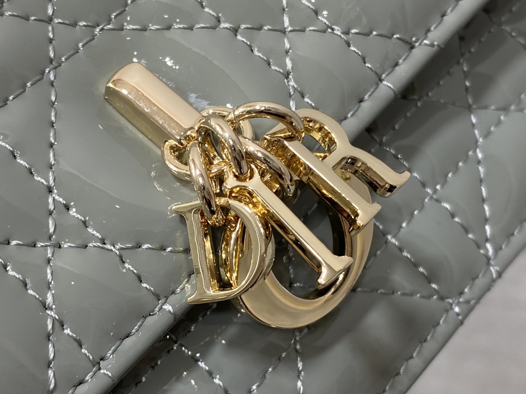 96eb16be869c5e1eab911c7ad8b886ce_1765097684_2005.jpg 96eb16be869c5e1eab911c7ad8b886ce_1765097684_2005_1765097702.jpg