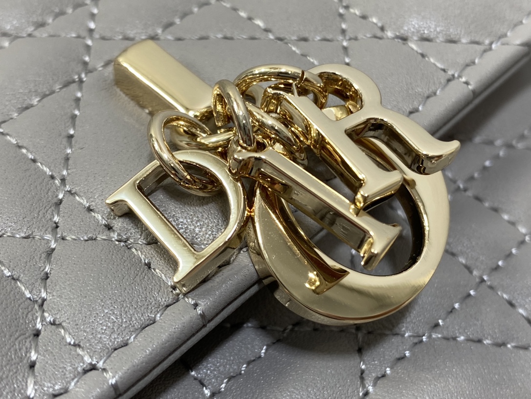 96eb16be869c5e1eab911c7ad8b886ce_1765097916_5074.jpg 96eb16be869c5e1eab911c7ad8b886ce_1765097916_5074_1765097943.jpg