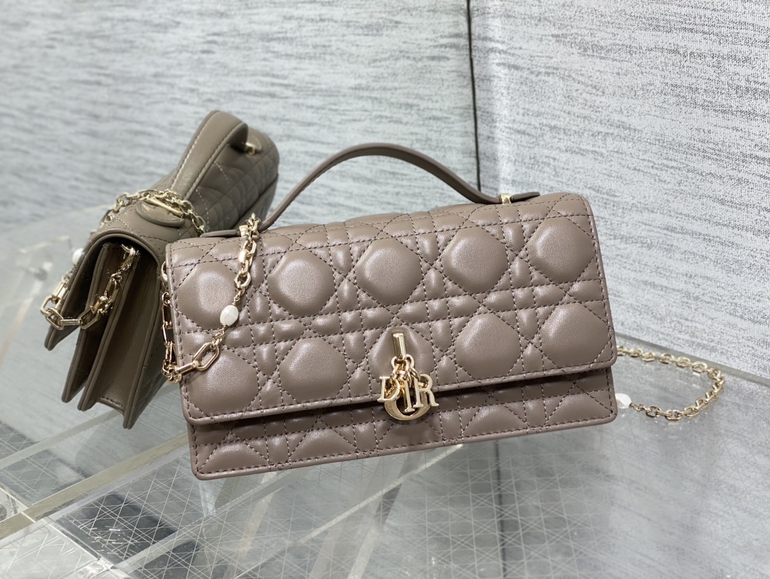 96eb16be869c5e1eab911c7ad8b886ce_1765098037_1154.jpg 96eb16be869c5e1eab911c7ad8b886ce_1765098037_1154_1765098063.jpg