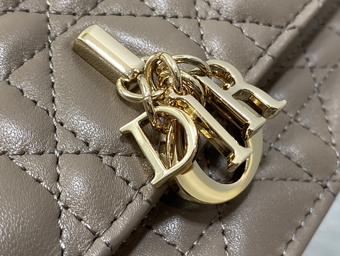 96eb16be869c5e1eab911c7ad8b886ce_1765098037_2685.jpg 96eb16be869c5e1eab911c7ad8b886ce_1765098037_2685_1765098063.jpg