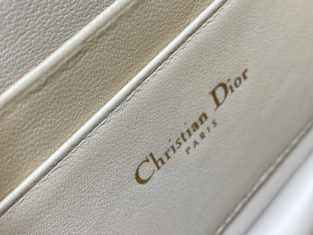 96eb16be869c5e1eab911c7ad8b886ce_1765098091_1799.jpg 96eb16be869c5e1eab911c7ad8b886ce_1765098091_1799_1765098118.jpg