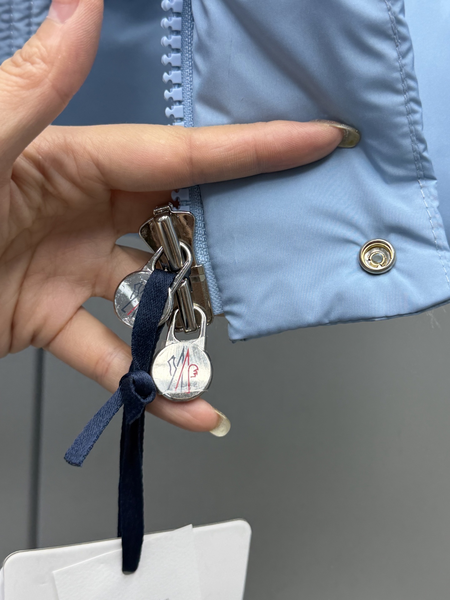 bccd8fe5531525f9386e9a2a7e59631b_1765011837_4645.jpg bccd8fe5531525f9386e9a2a7e59631b_1765011837_4645_1765011866.jpg