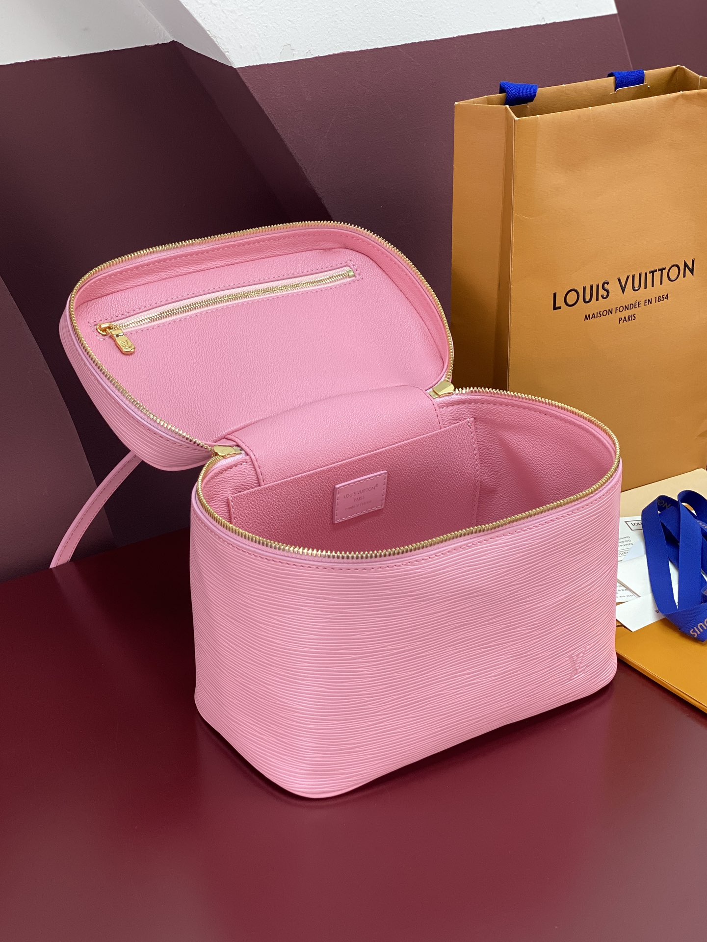 bccd8fe5531525f9386e9a2a7e59631b_1765035111_6538.jpg bccd8fe5531525f9386e9a2a7e59631b_1765035111_6538_1765035743.jpg