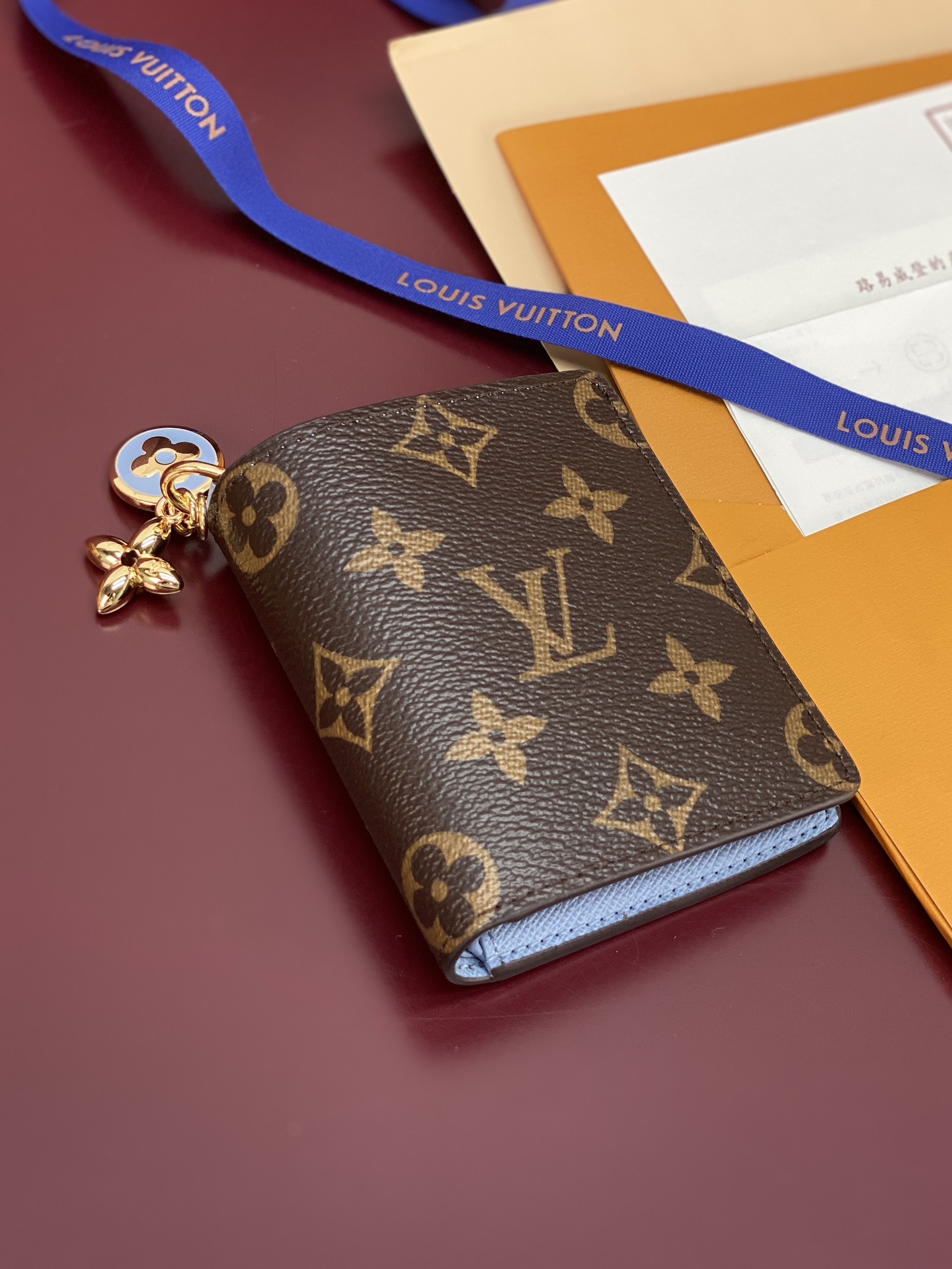 bccd8fe5531525f9386e9a2a7e59631b_1765036838_2297.jpg bccd8fe5531525f9386e9a2a7e59631b_1765036838_2297_1765036984.jpg