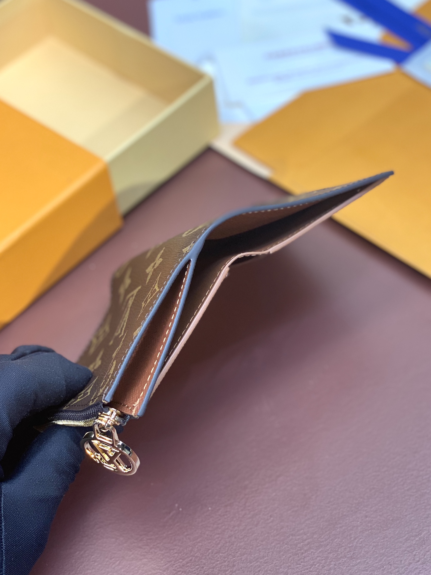 bccd8fe5531525f9386e9a2a7e59631b_1765045452_1388.jpg bccd8fe5531525f9386e9a2a7e59631b_1765045452_1388_1765045498.jpg