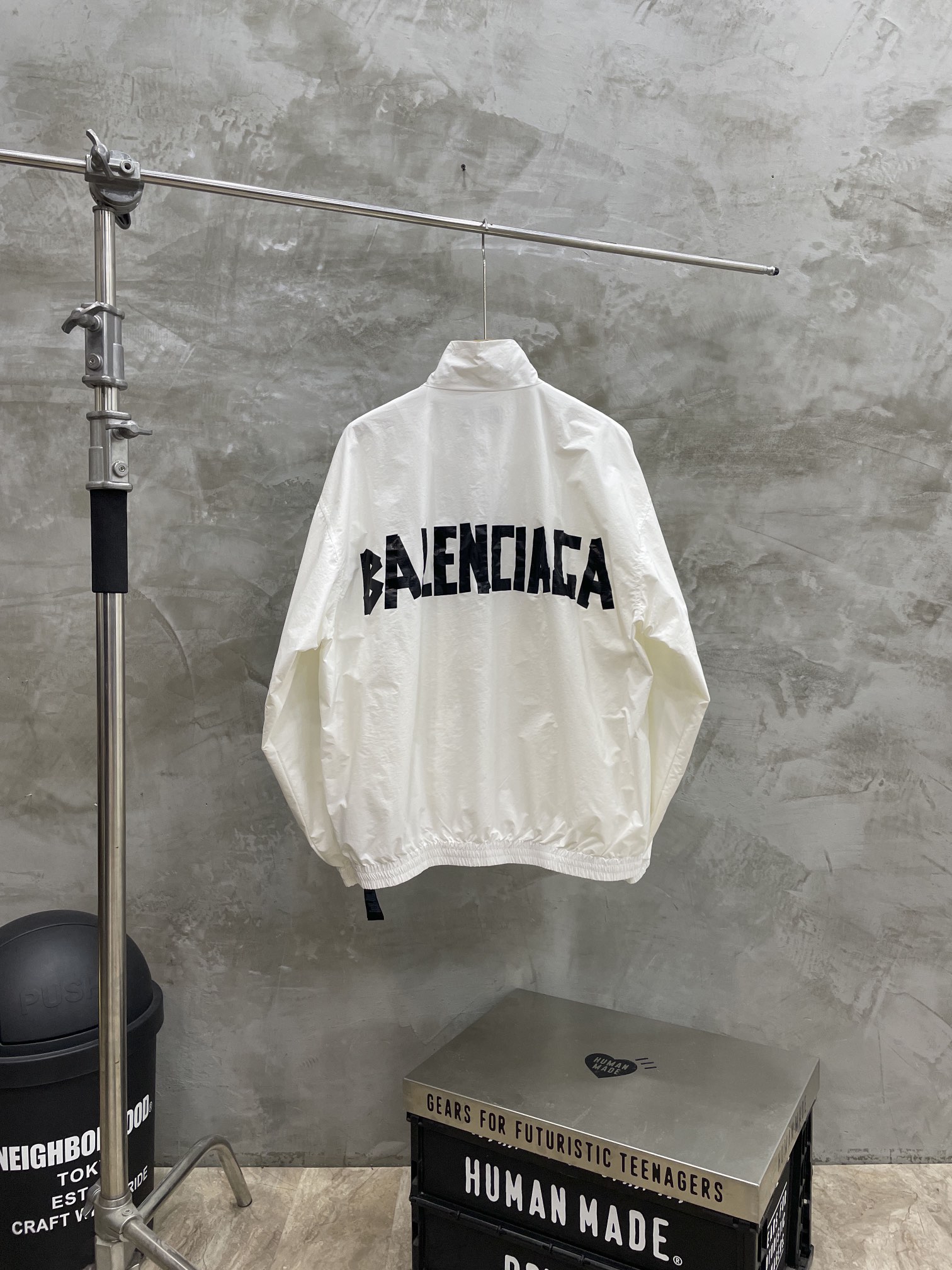 Balenciaga BLCG 발렌시아가 바람막이 자켓 의류