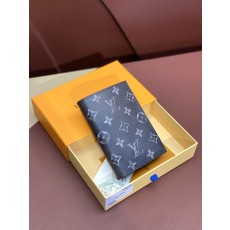 LV 루이비통 여권 케이스 여권지갑 지갑