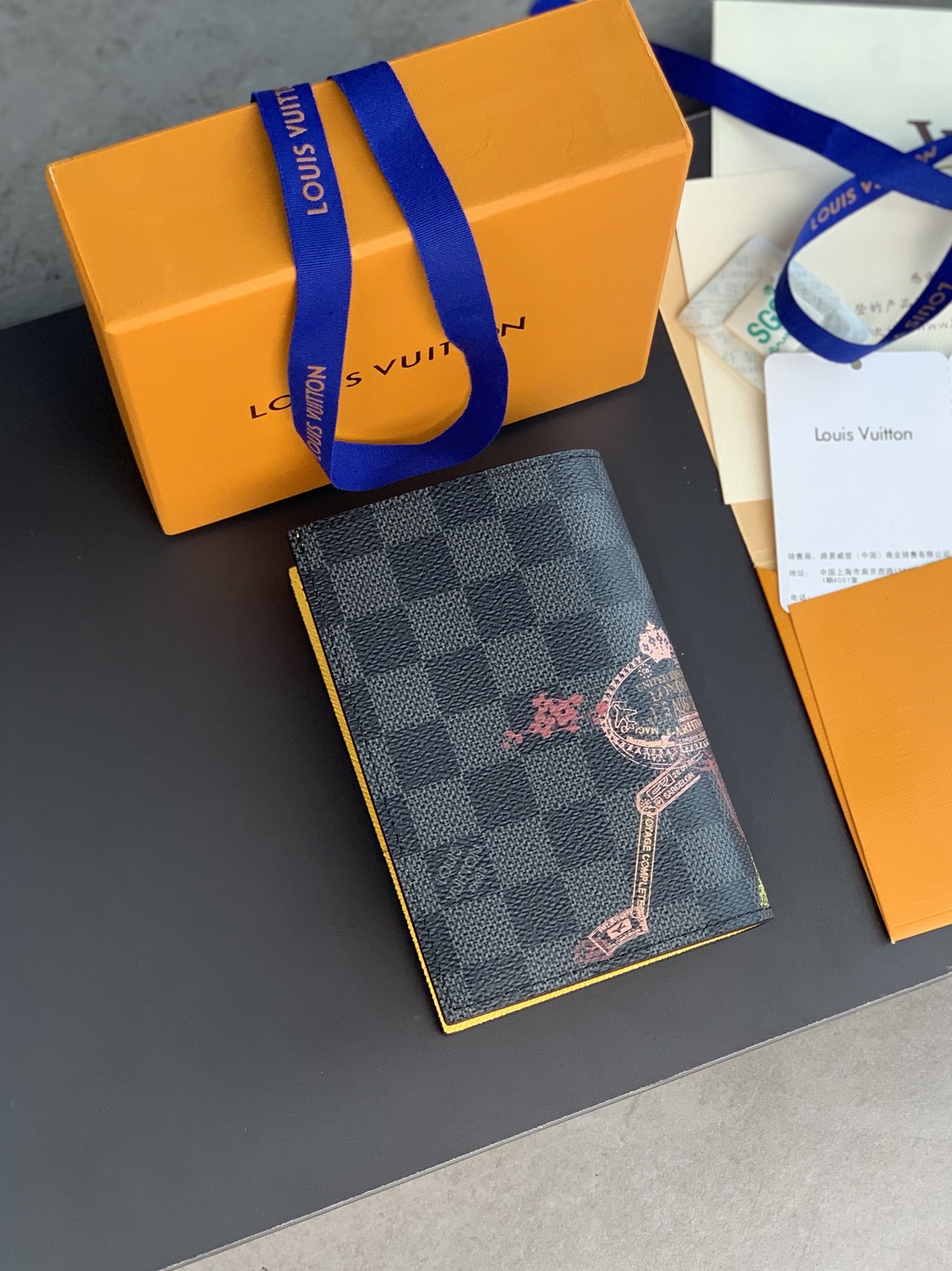 LV 루이비통 여권 케이스 여권지갑 지갑