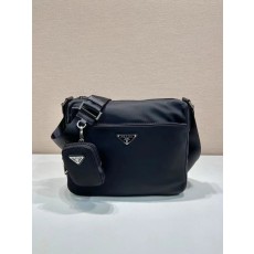 PRADA 프라다 메신저백 크로스백 가방