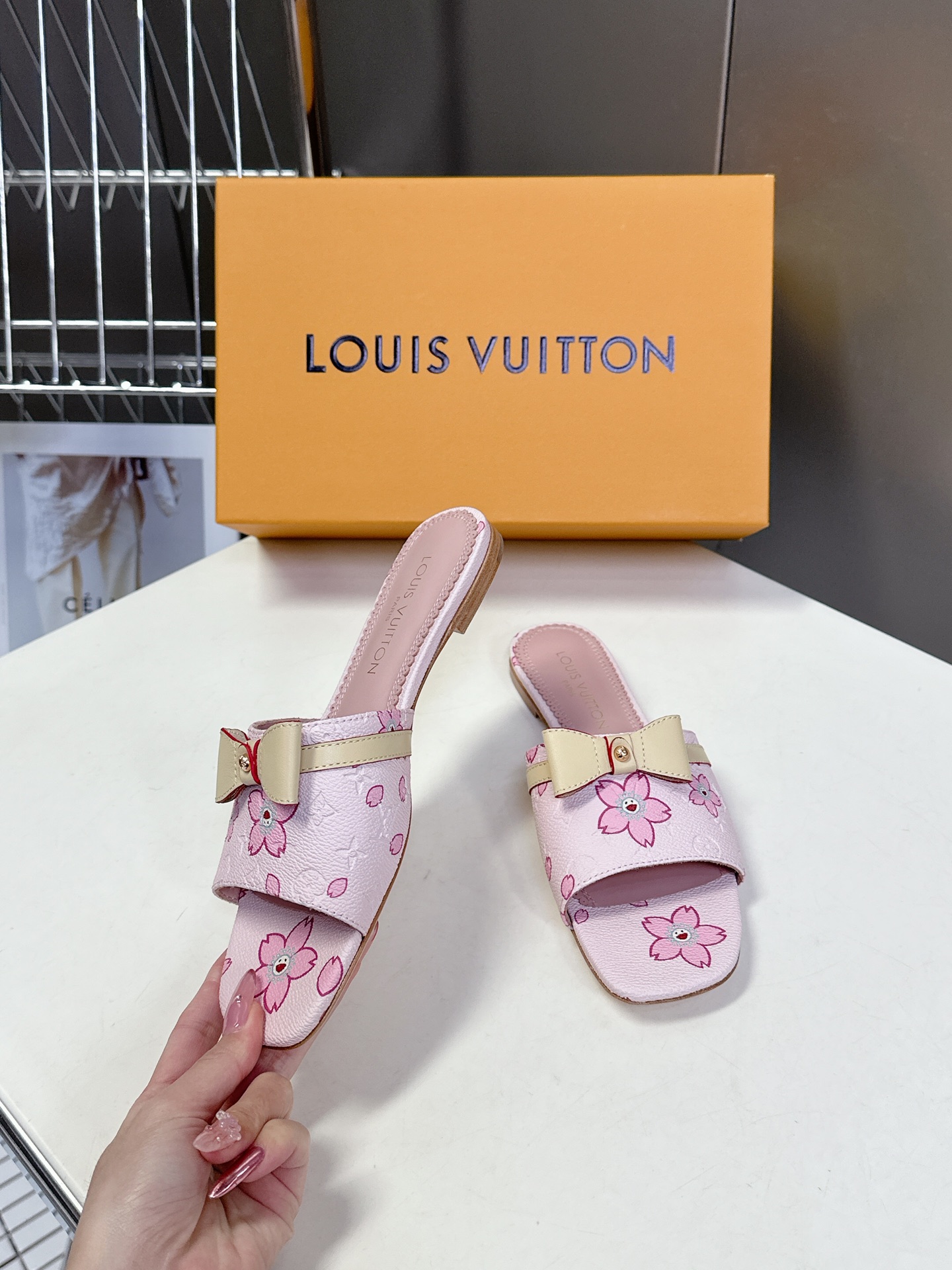 LV 루이비통 슬리퍼 샌들 신발