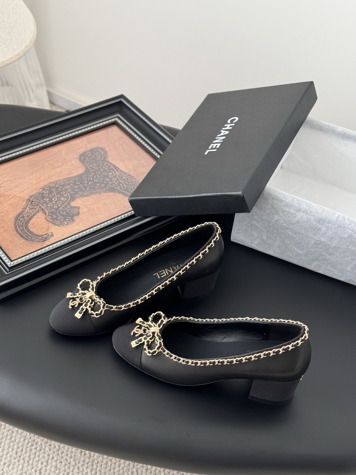 chanel 샤넬 25K 신상 체인 더블 C 통굽 단화 플랫 슈즈 신발