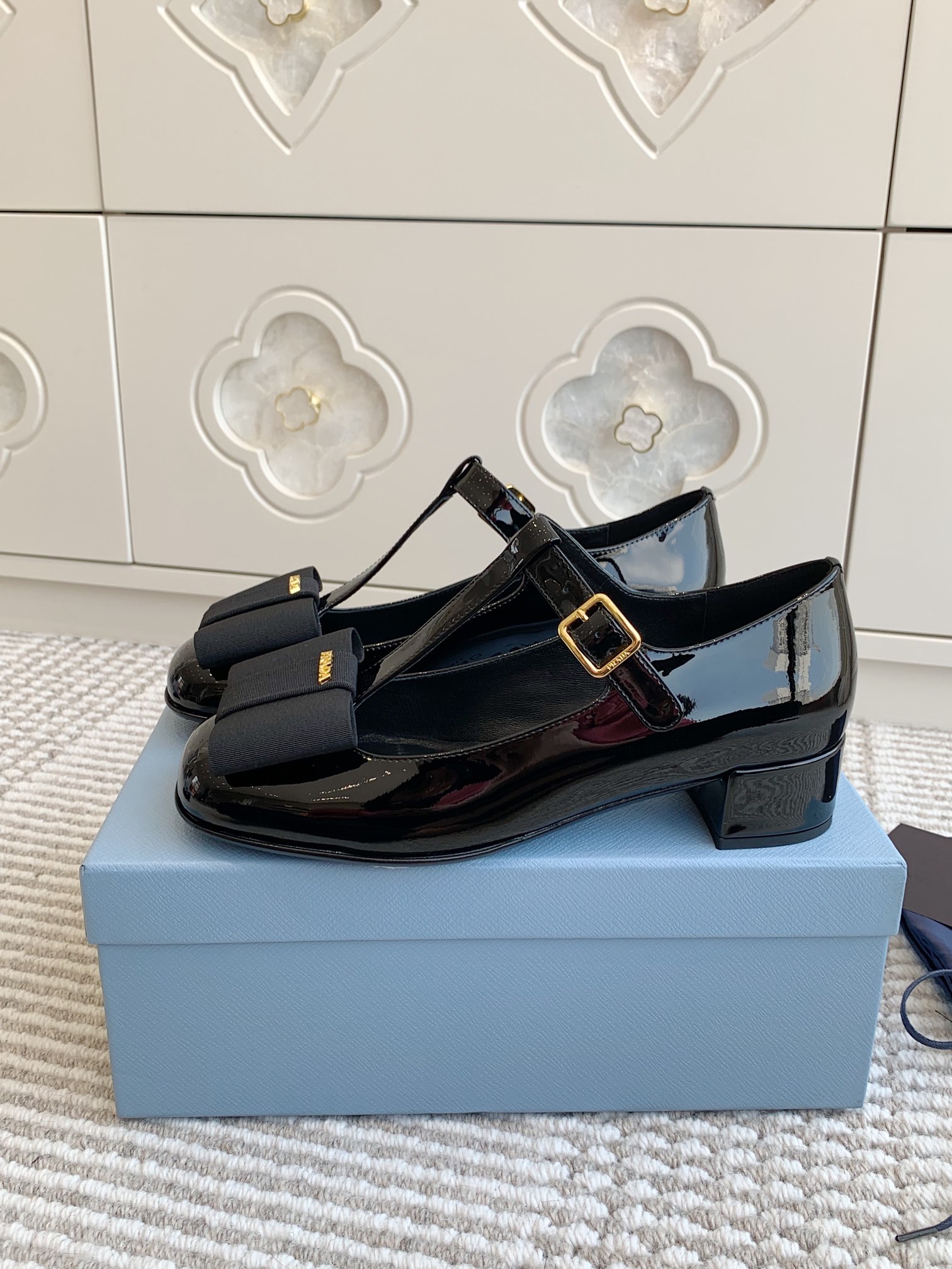 PRADA 프라다 통굽 힐 슈즈 구두 단화 신발