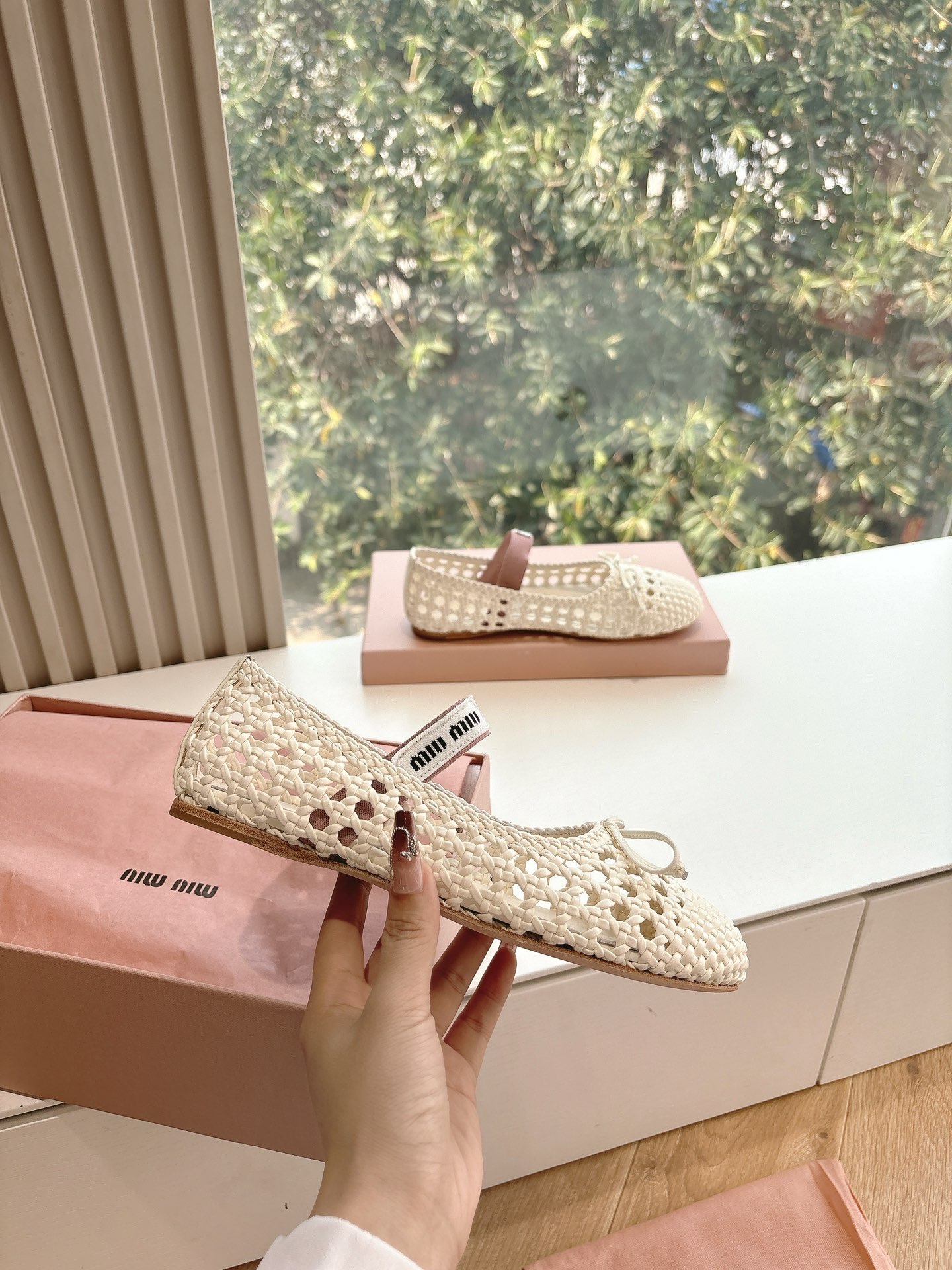 MIUMIU 미우미우 플랫 슈즈 단화 신발