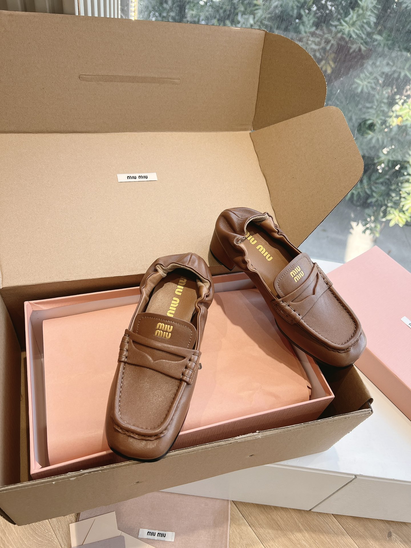 MIUMIU 미우미우 통굽 로퍼 구두 신발