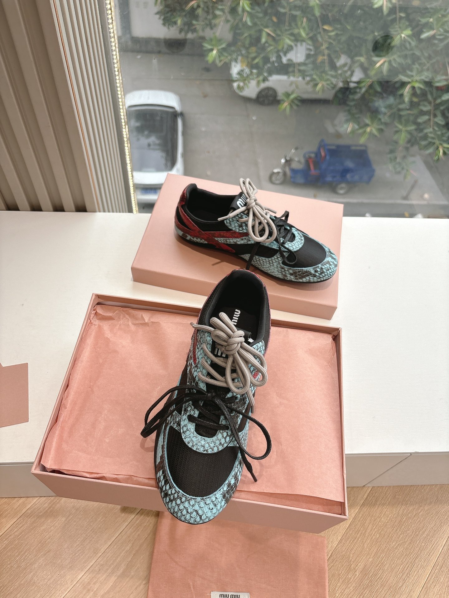 MIUMIU 미우미우 스니커즈 신발